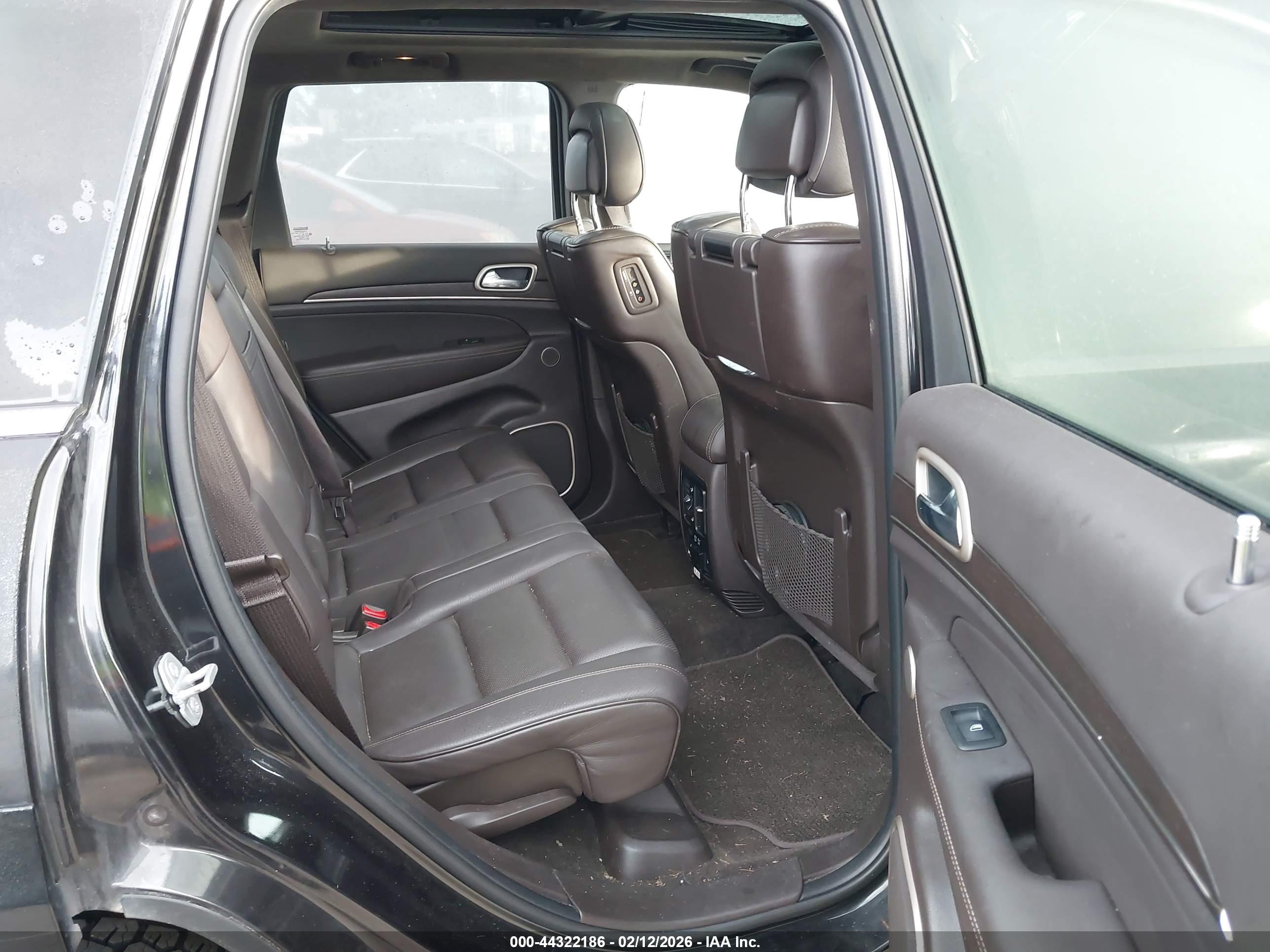 JEEP GRAND image 8