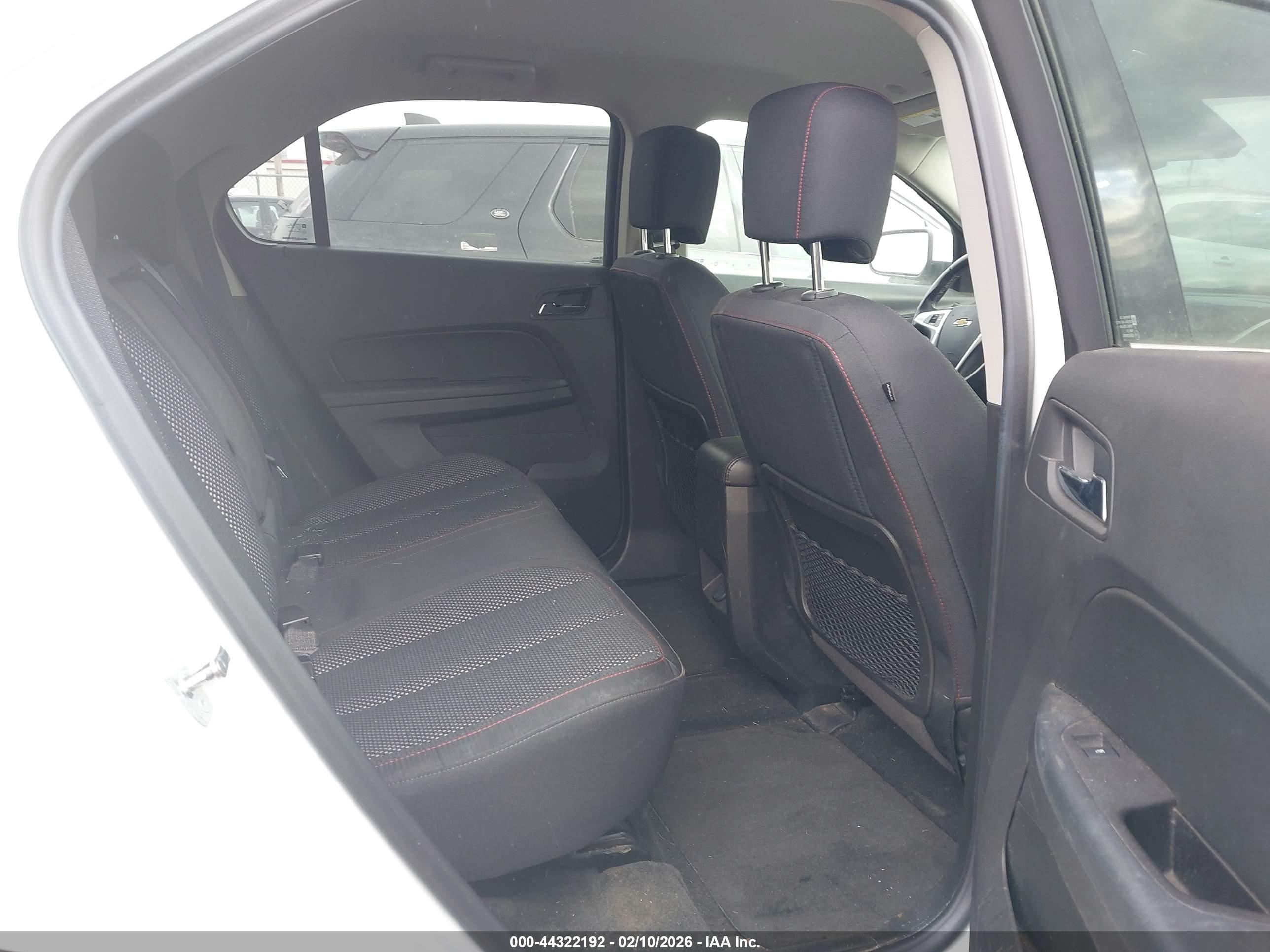 CHEVROLET EQUINOX image 8