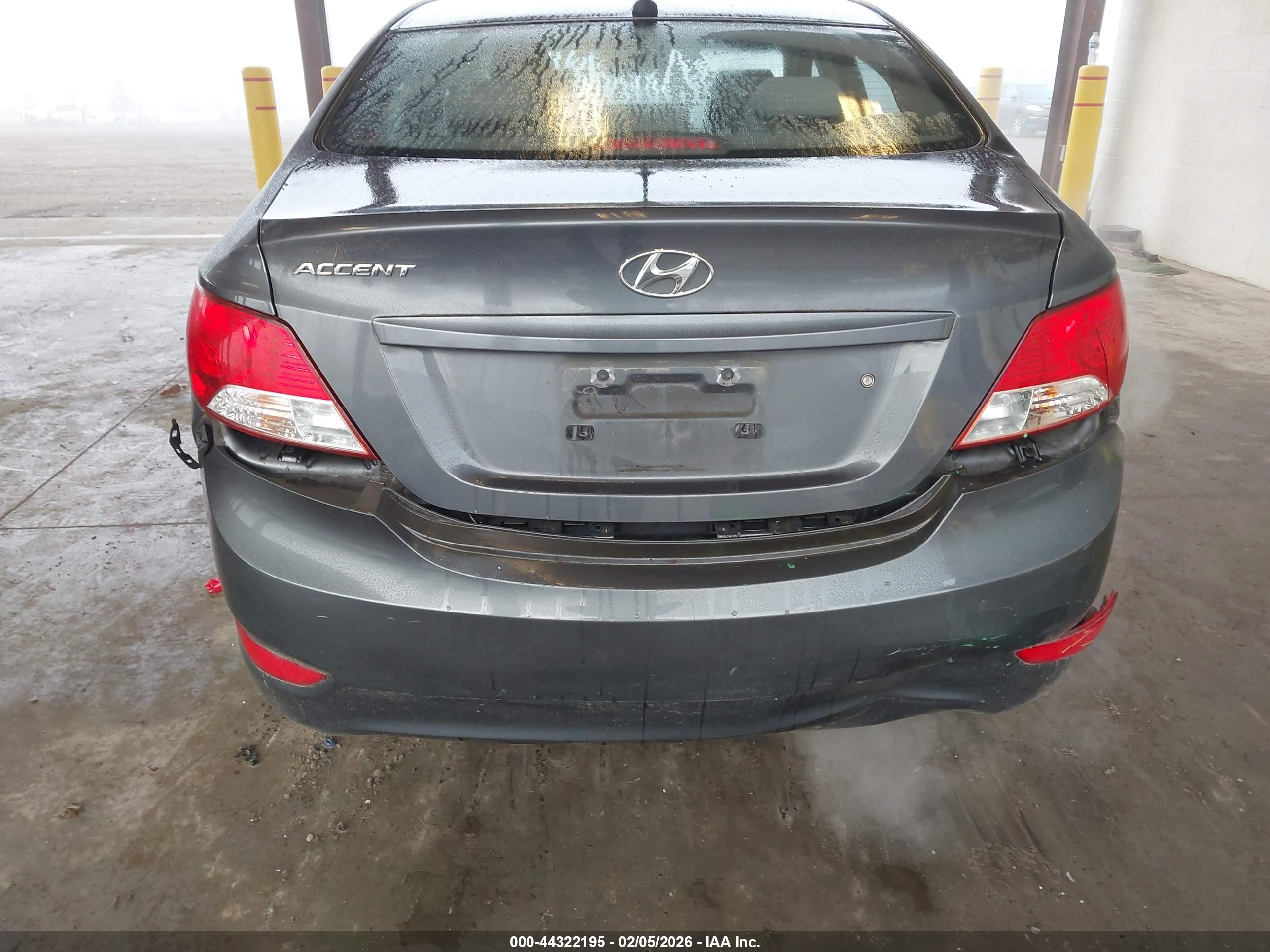 HYUNDAI ACCENT image 6