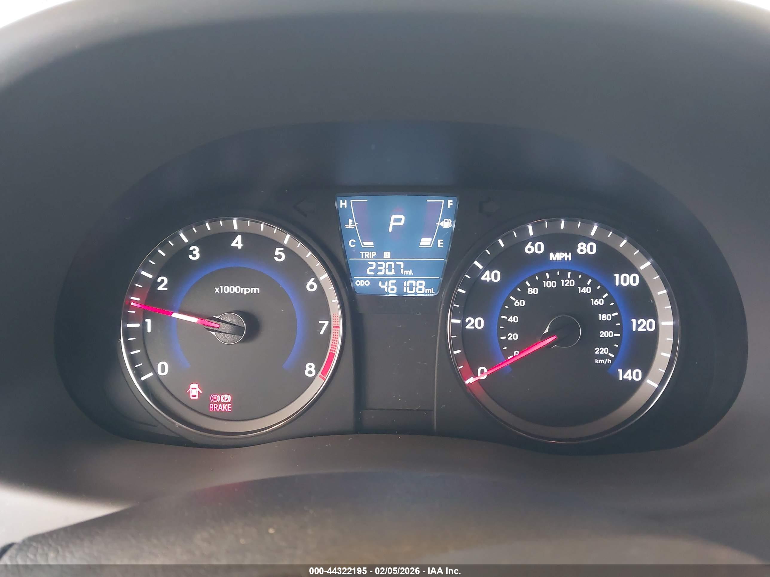 HYUNDAI ACCENT image 7