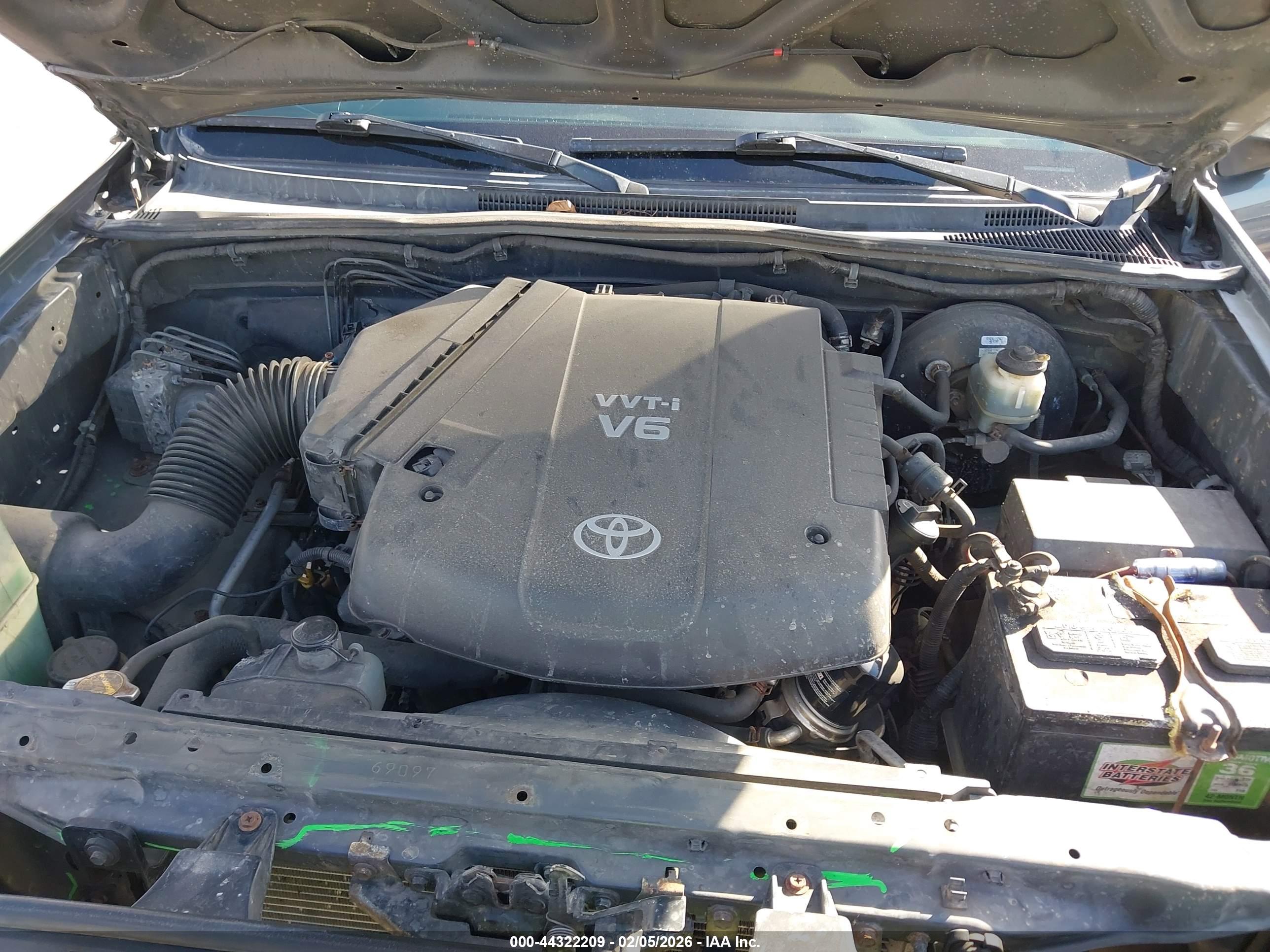 TOYOTA TACOMA image 10
