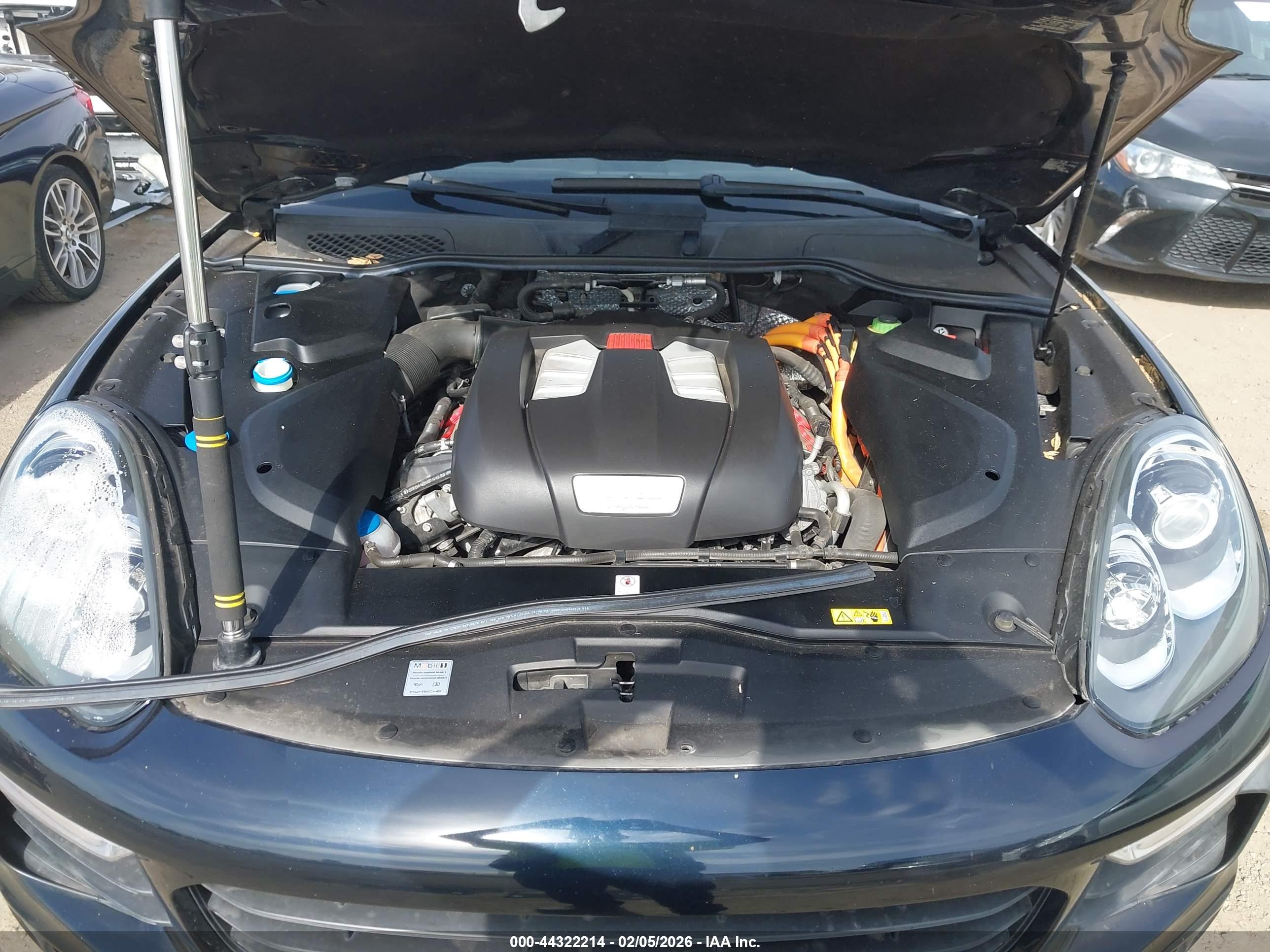 PORSCHE CAYENNE image 10