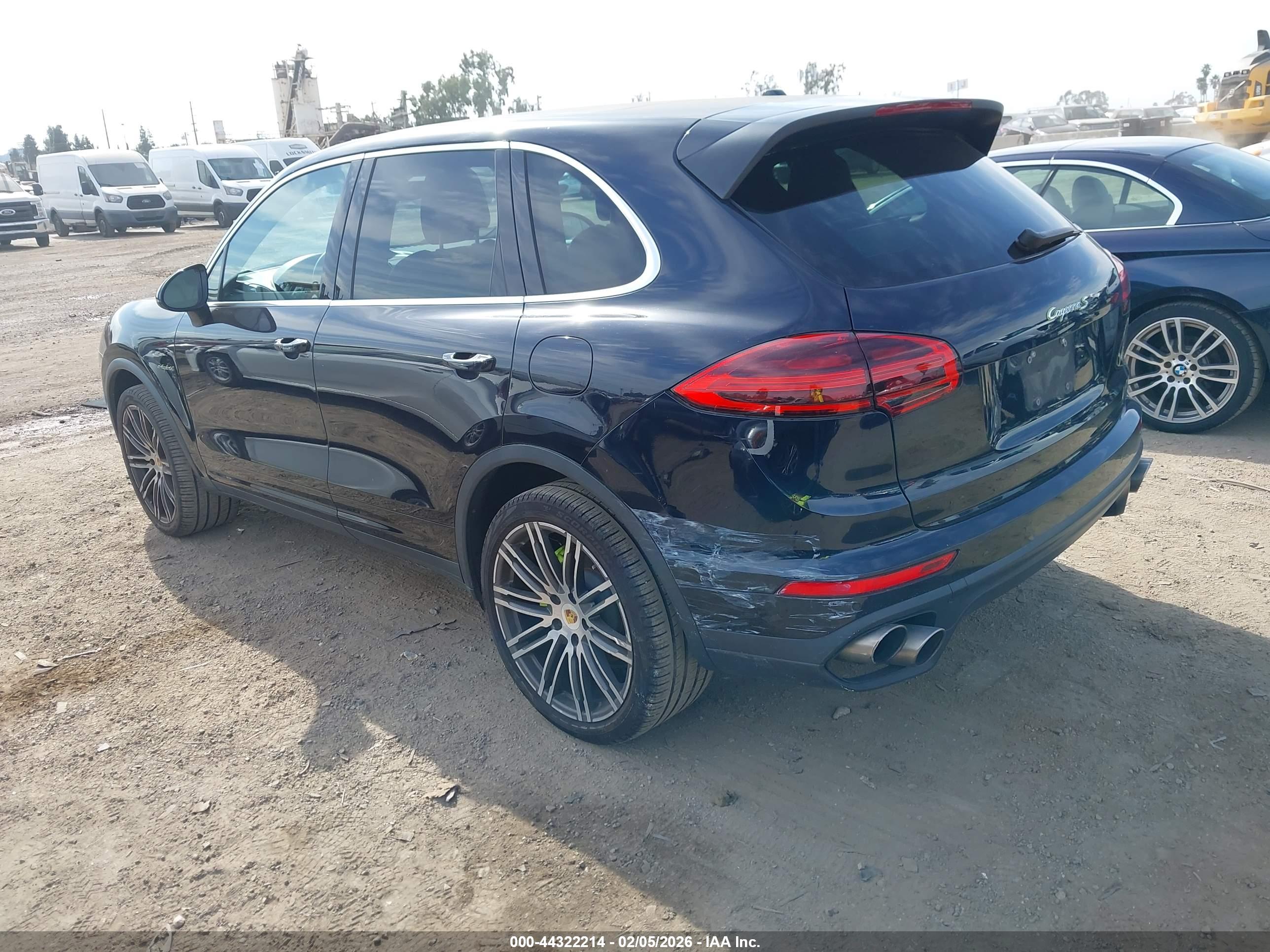 PORSCHE CAYENNE image 3