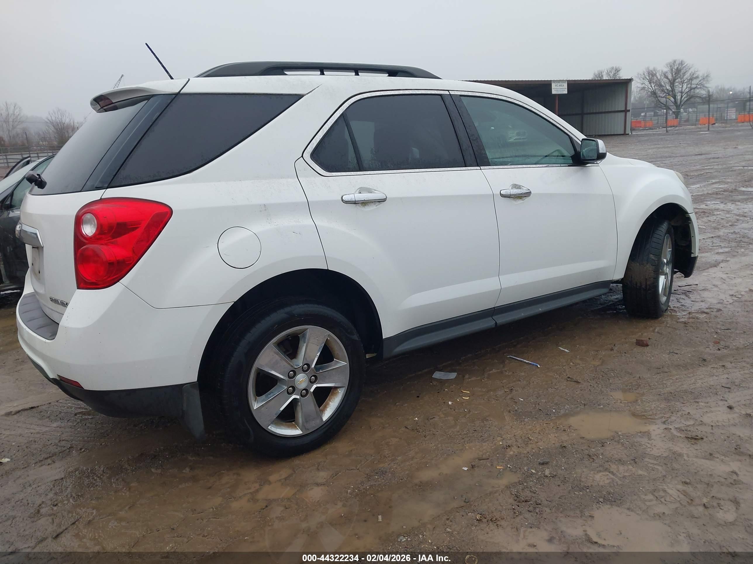 CHEVROLET EQUINOX image 4