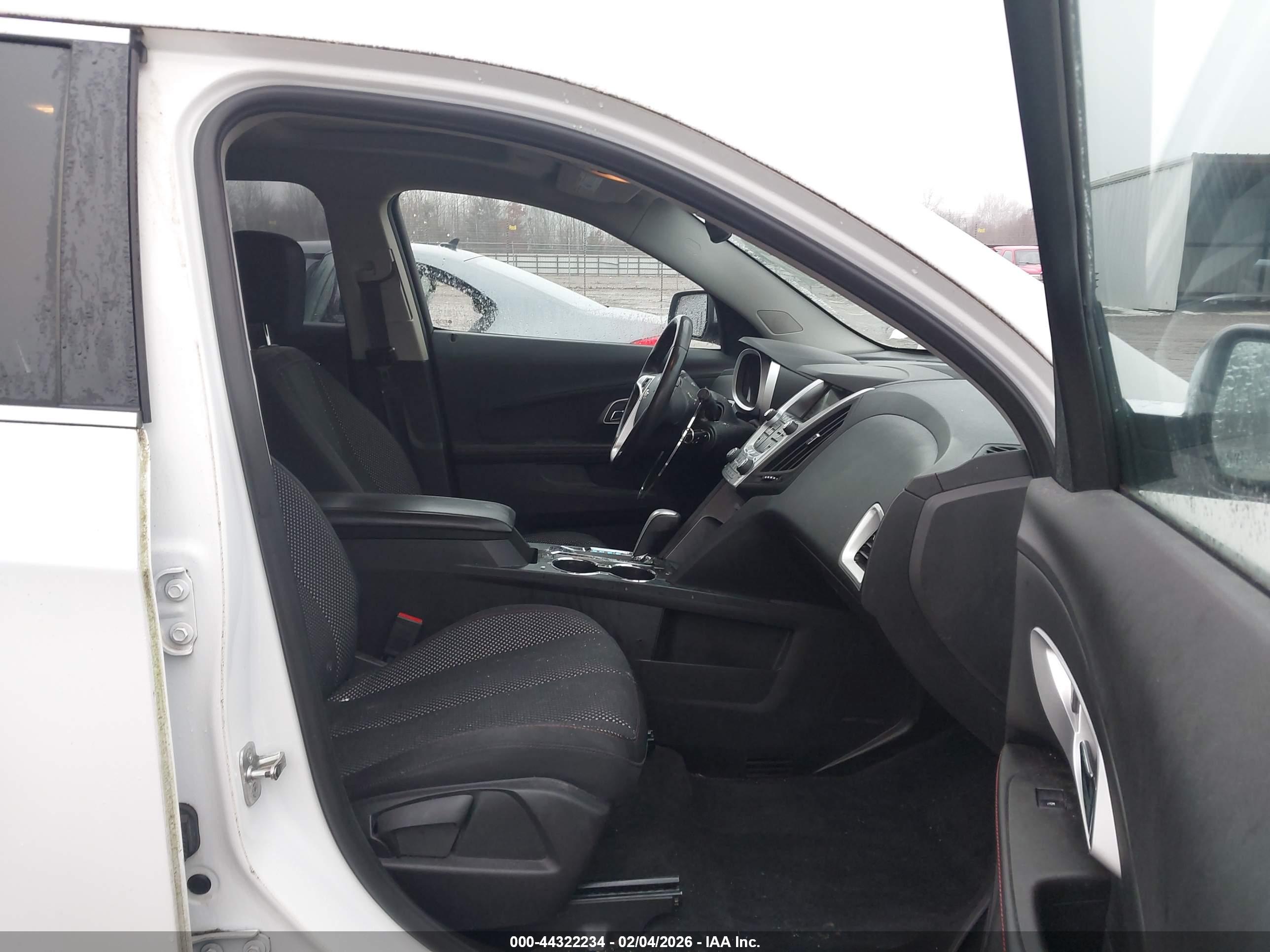 CHEVROLET EQUINOX image 5