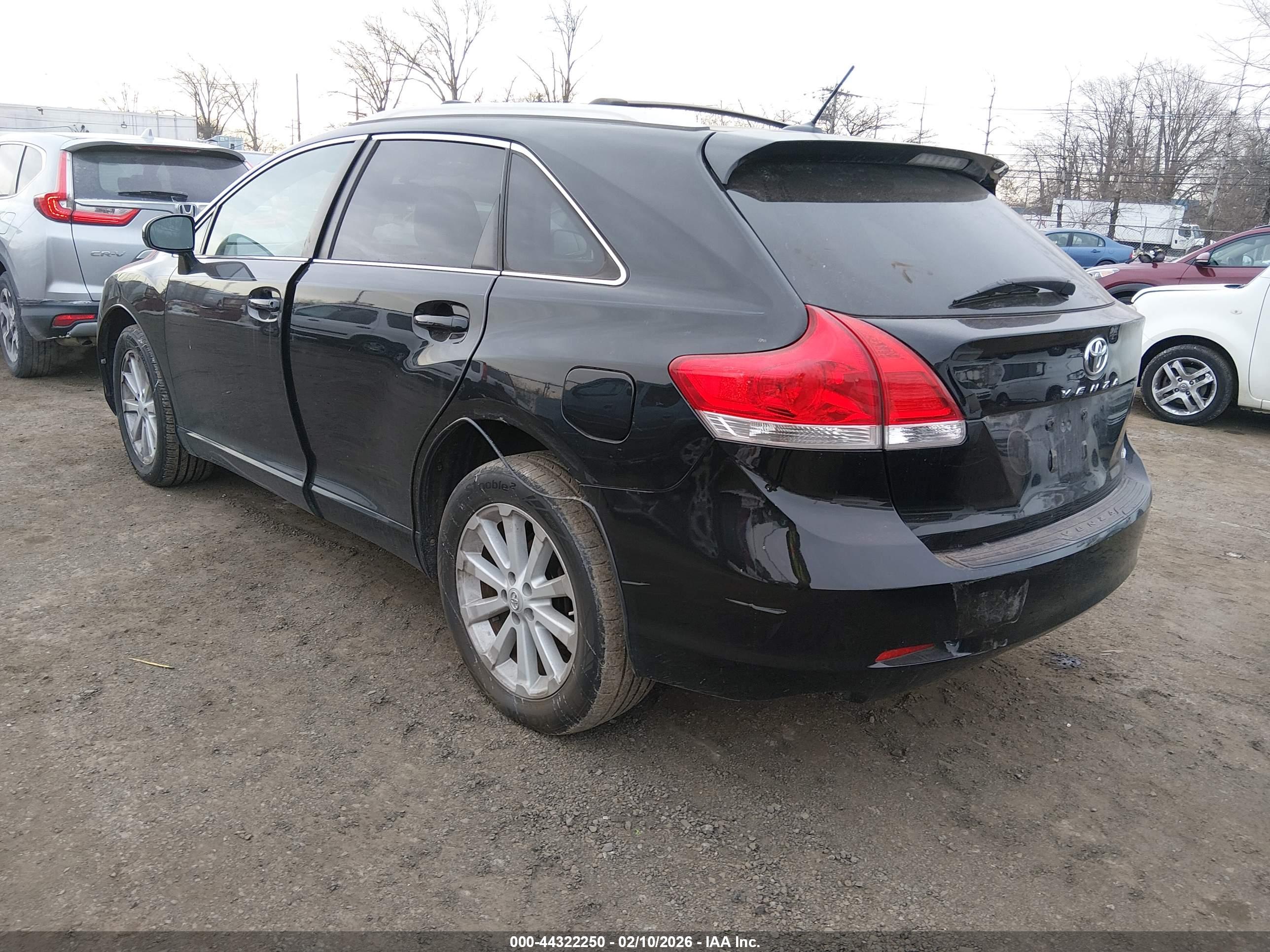 TOYOTA VENZA image 3
