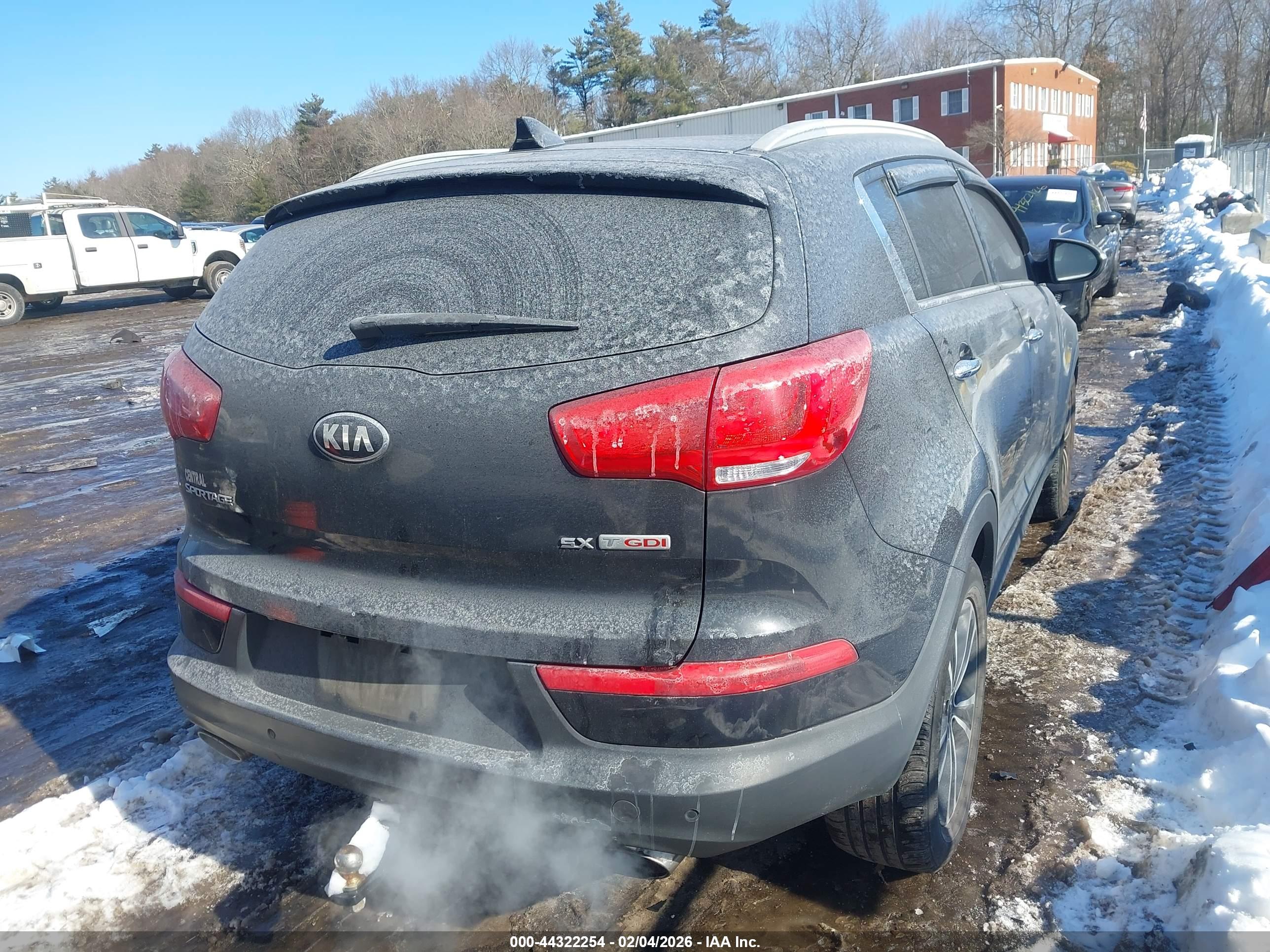 KIA SPORTAGE image 4