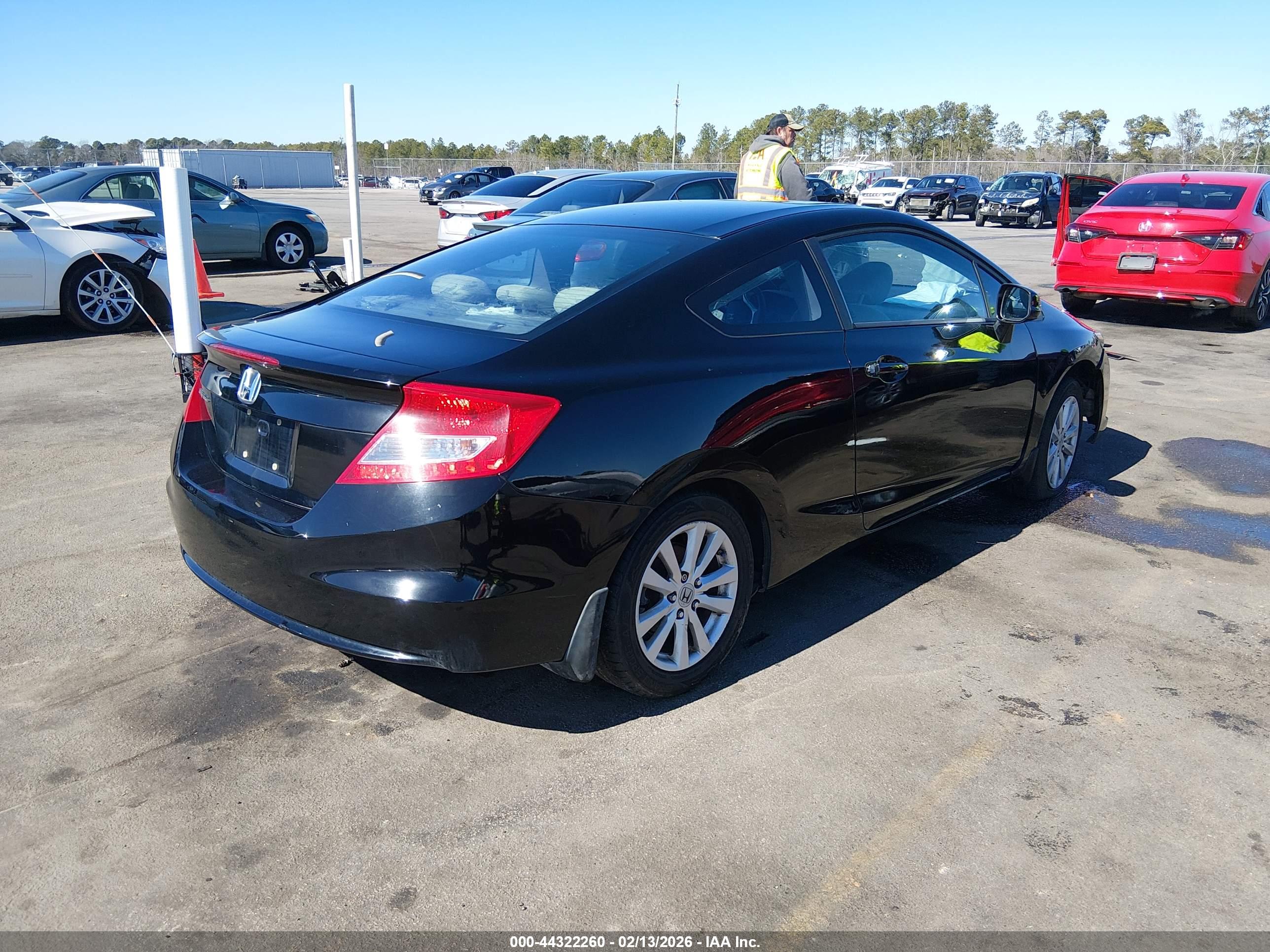 HONDA CIVIC image 4