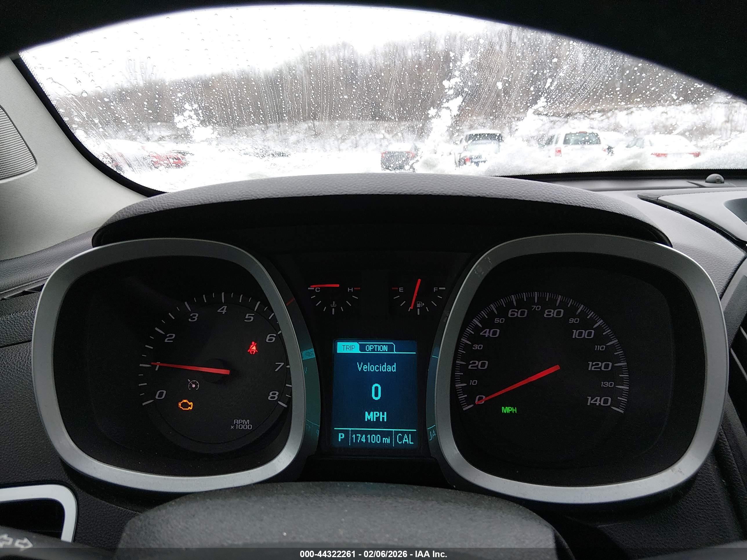 CHEVROLET EQUINOX image 7
