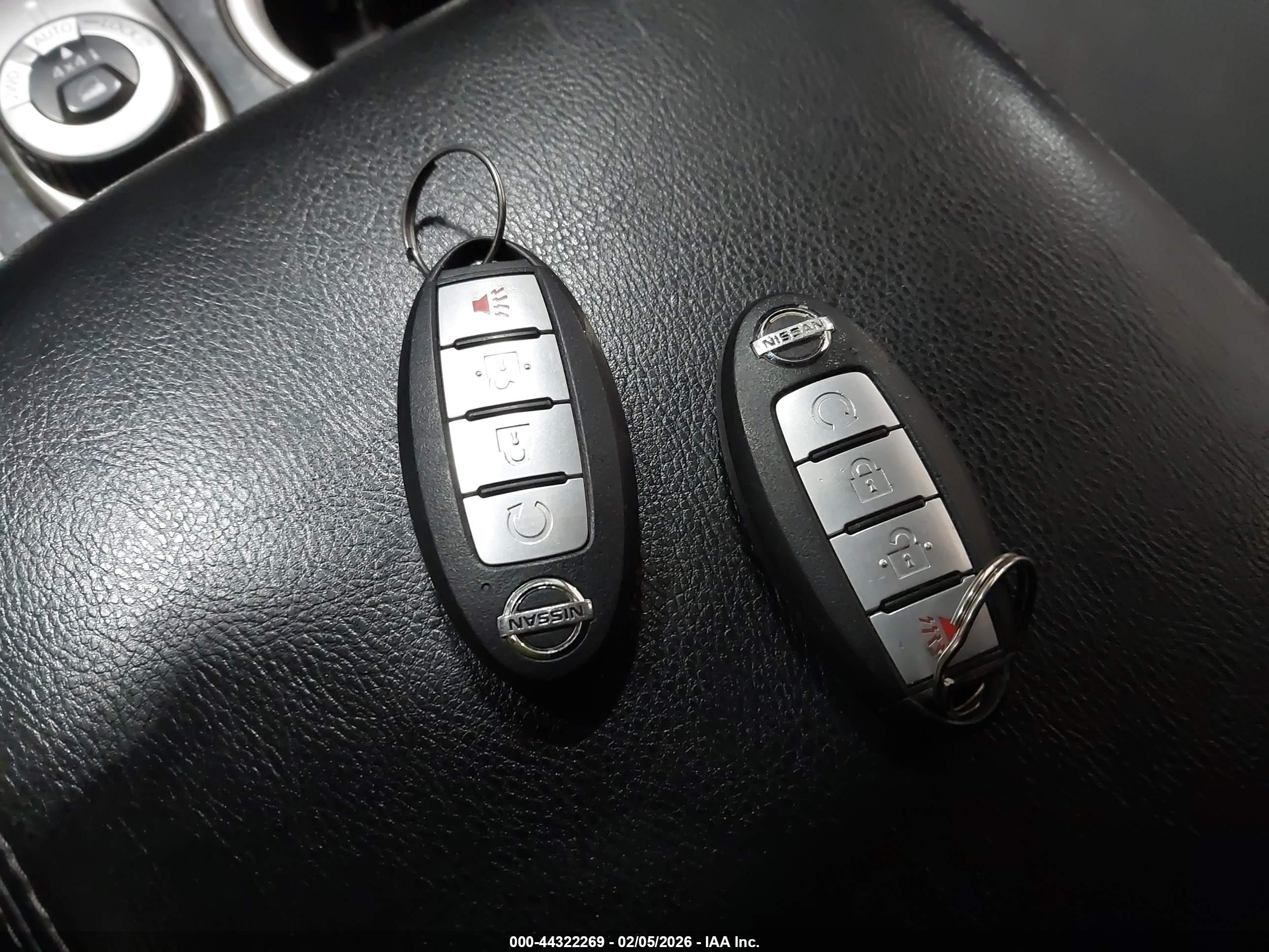 NISSAN PATHFINDER image 11