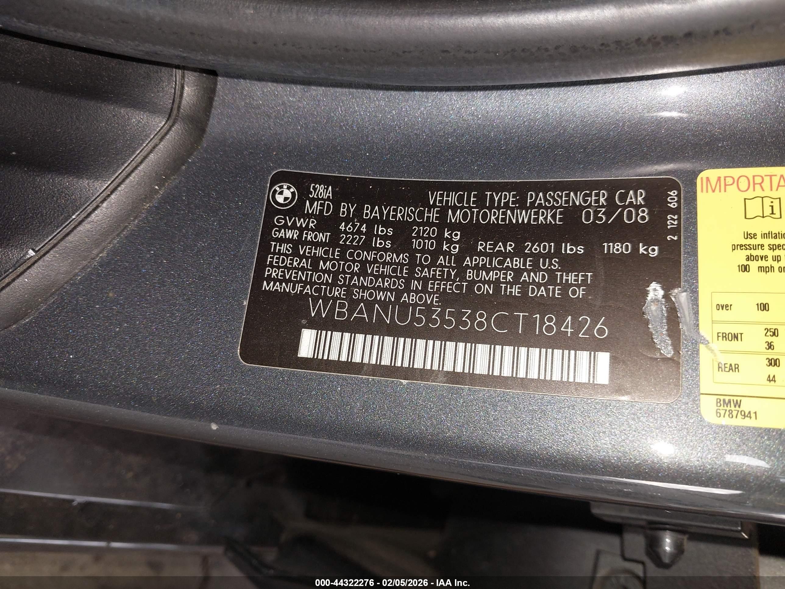 BMW 528I image 9