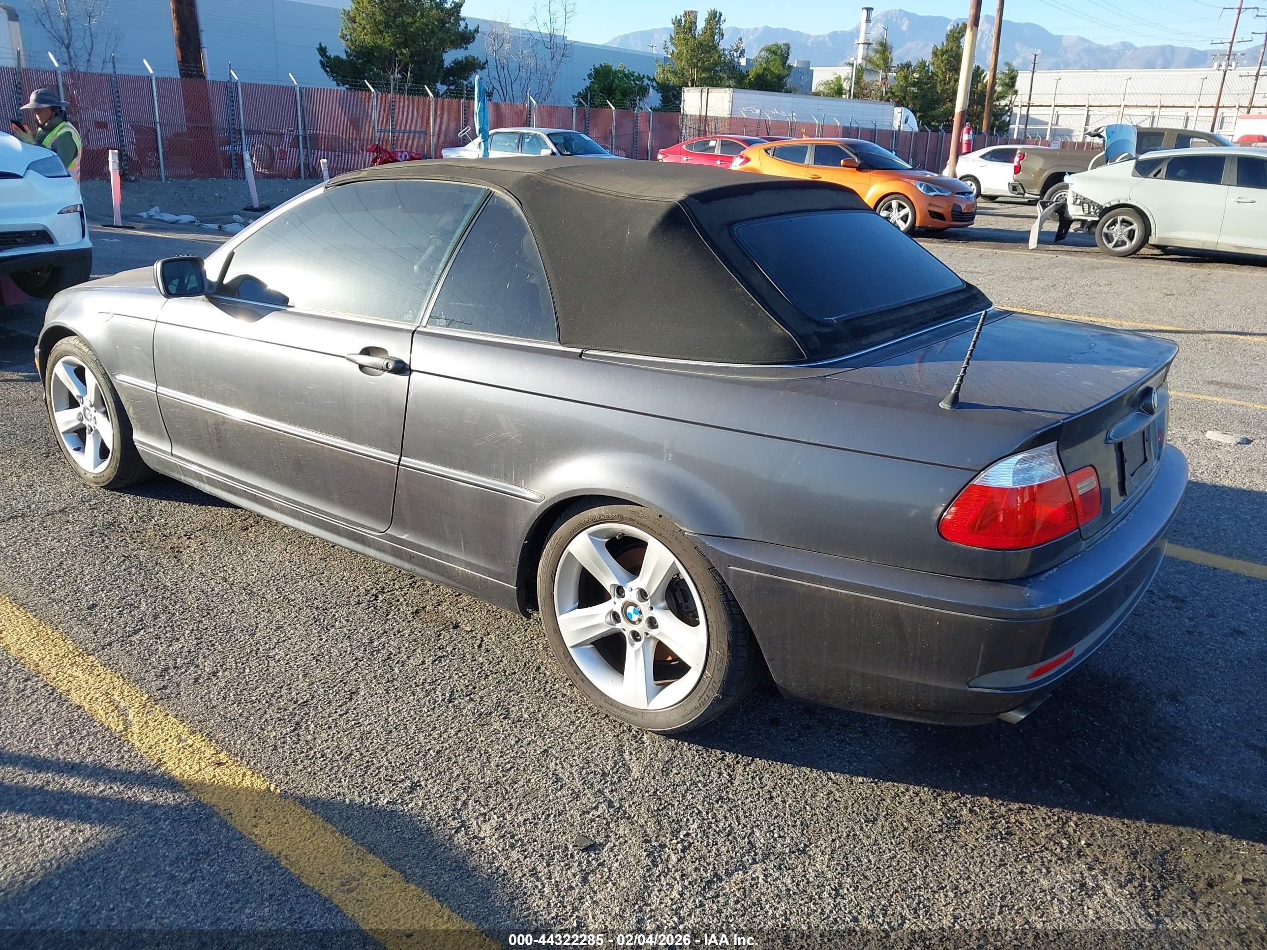 BMW 325CI image 3