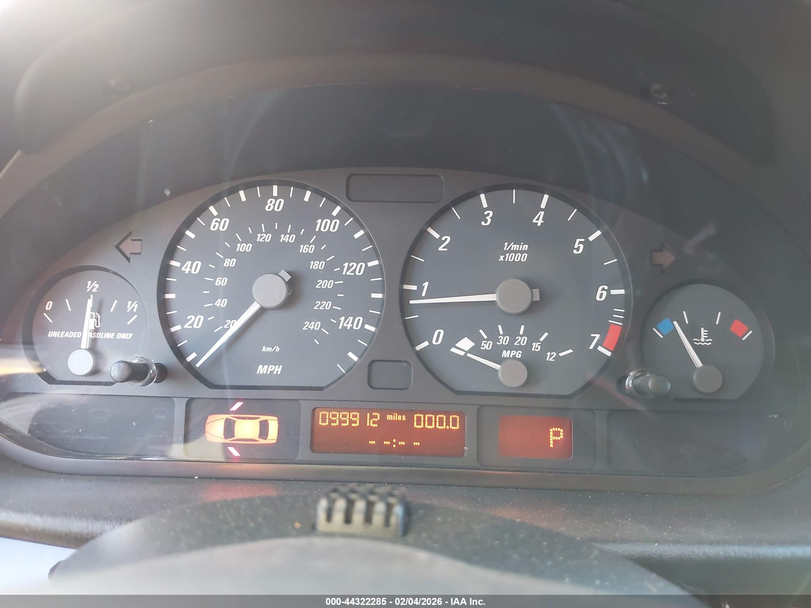 BMW 325CI image 7