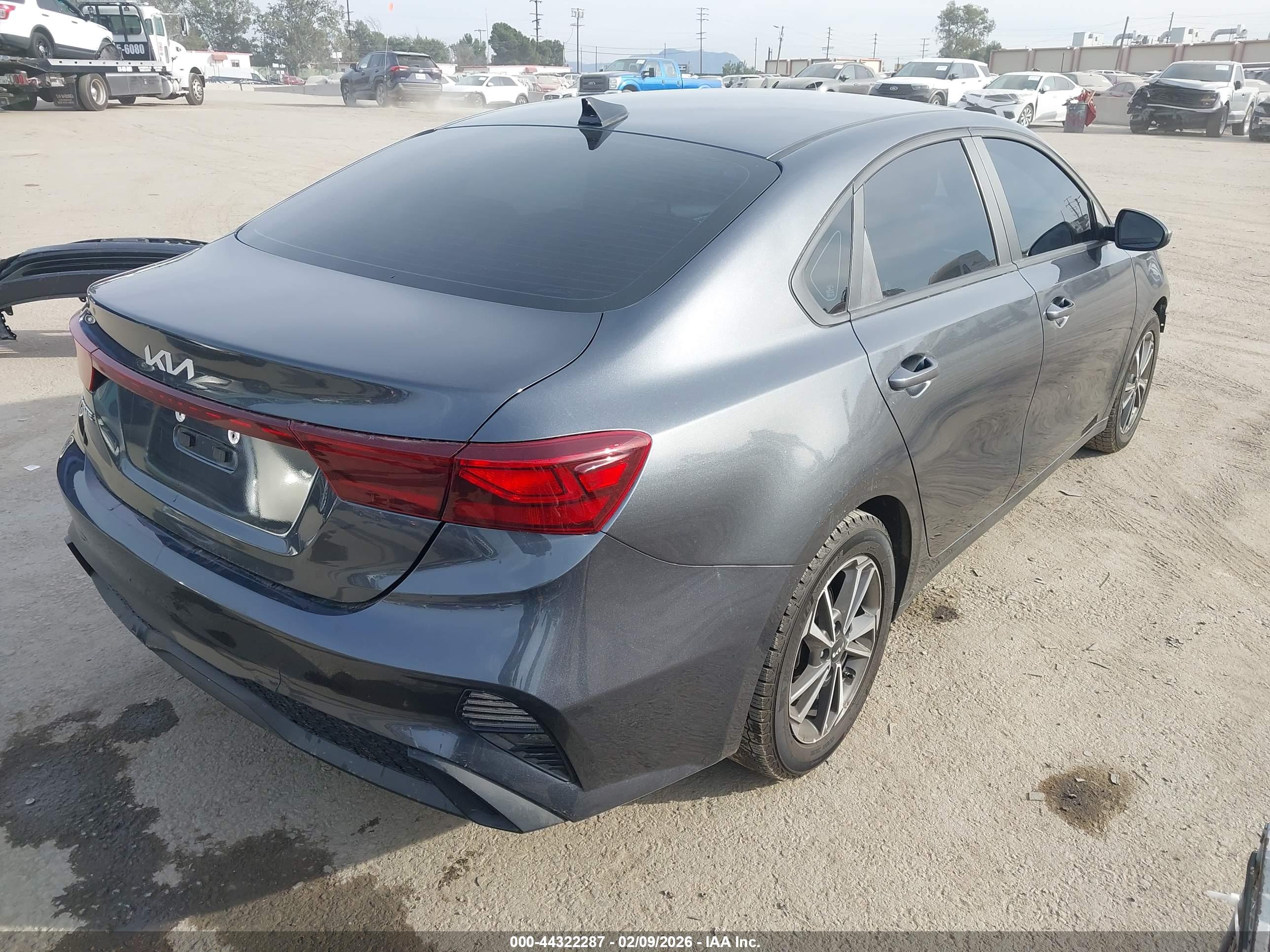 KIA FORTE image 4