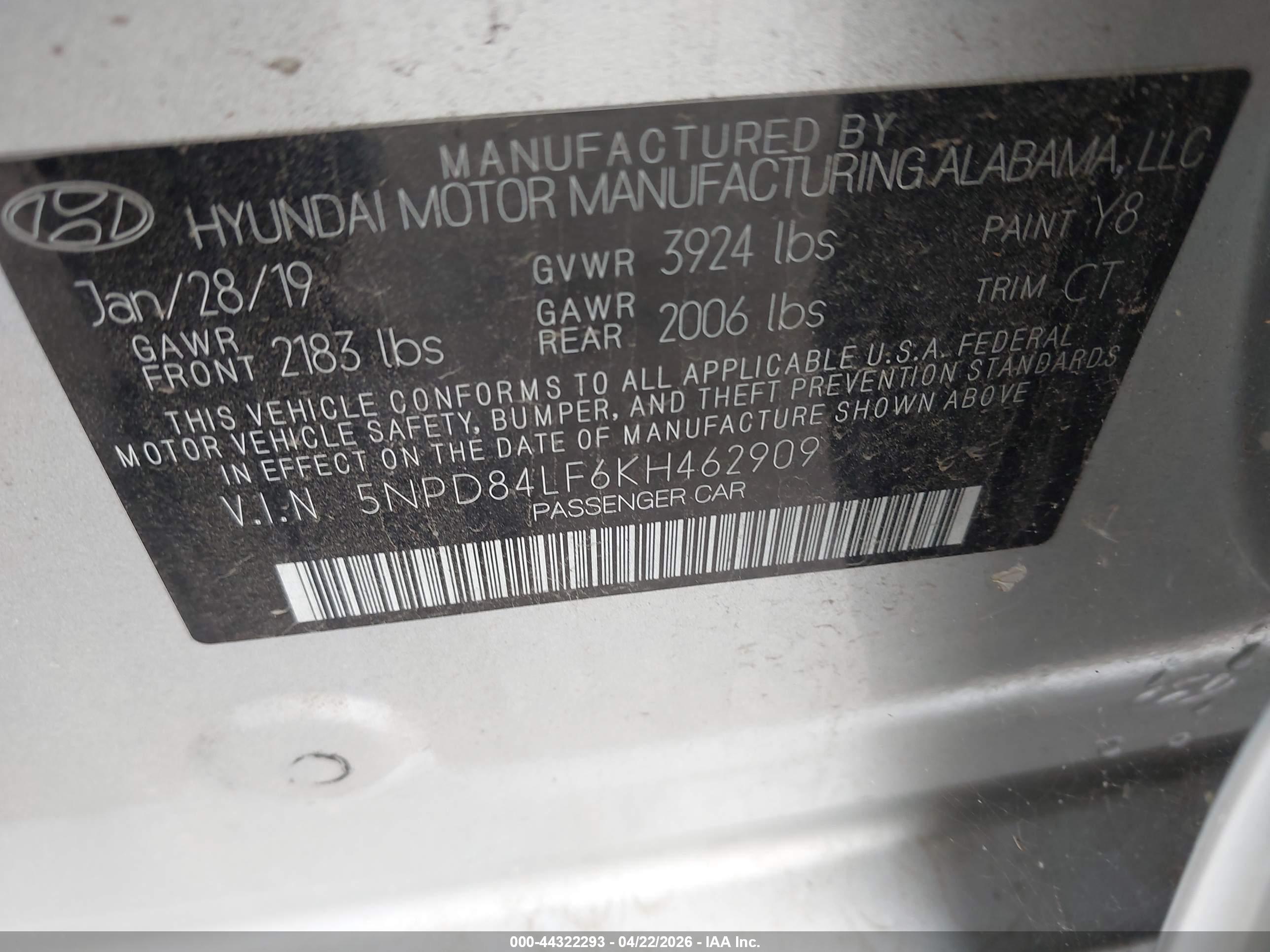 HYUNDAI ELANTRA image 9