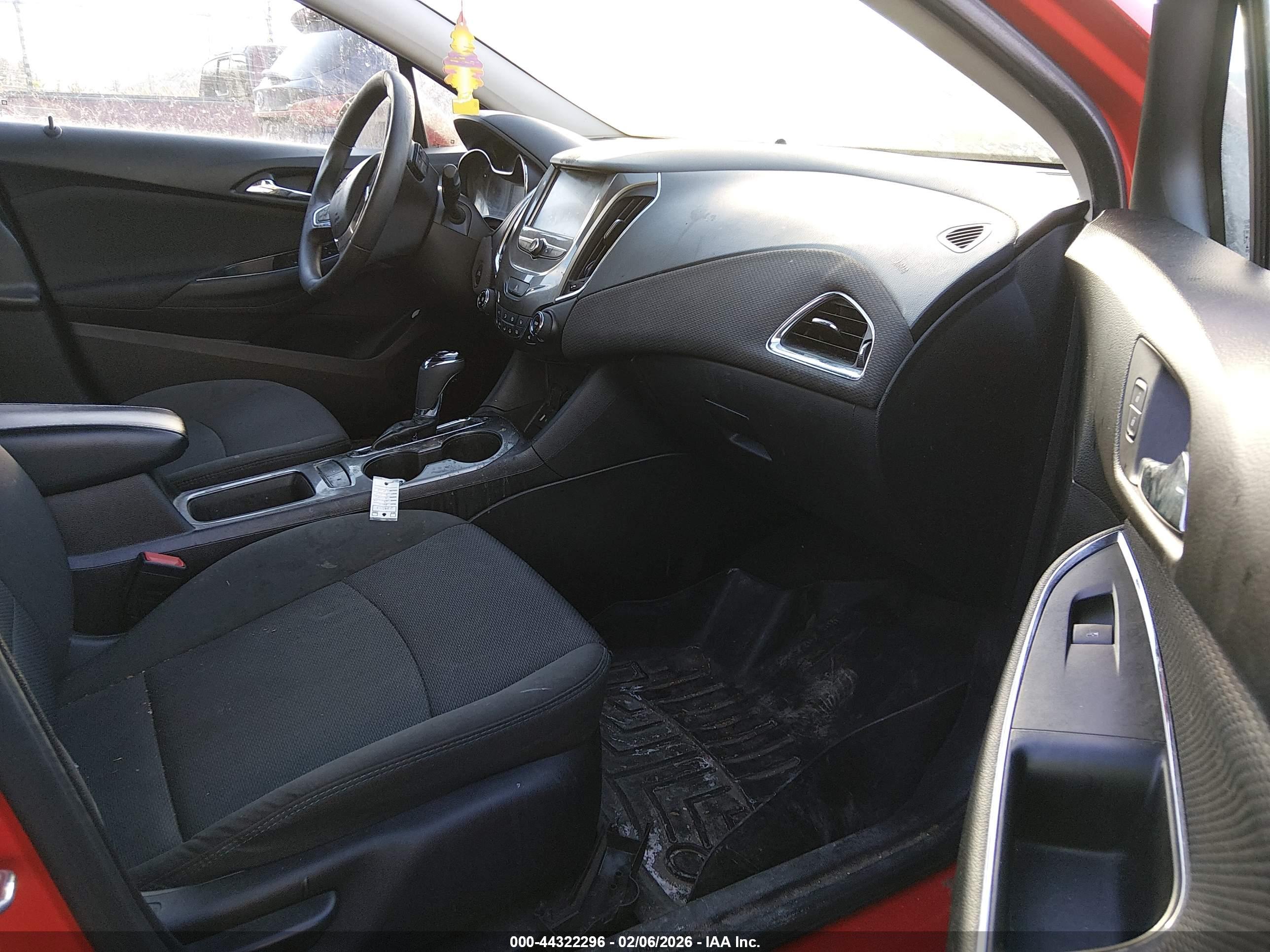 CHEVROLET CRUZE image 5
