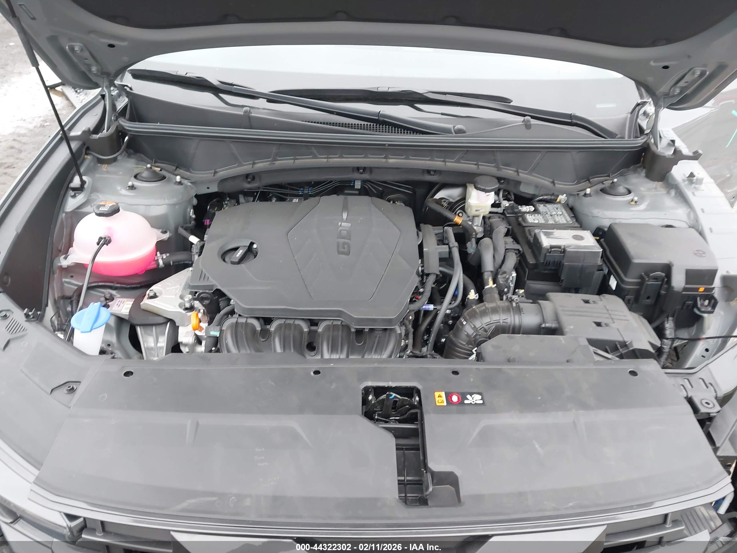 HYUNDAI TUCSON image 10
