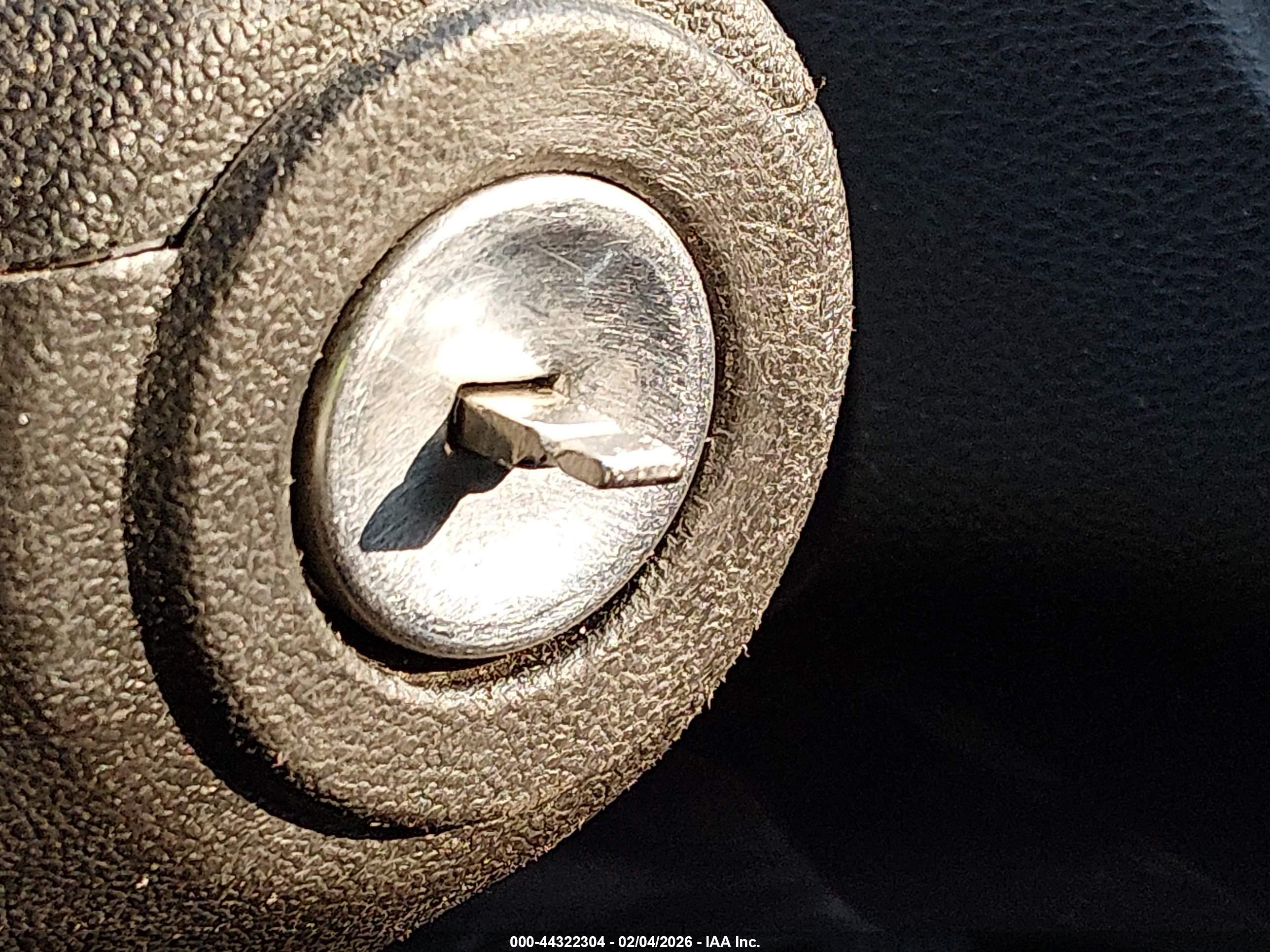 CHEVROLET EQUINOX image 11