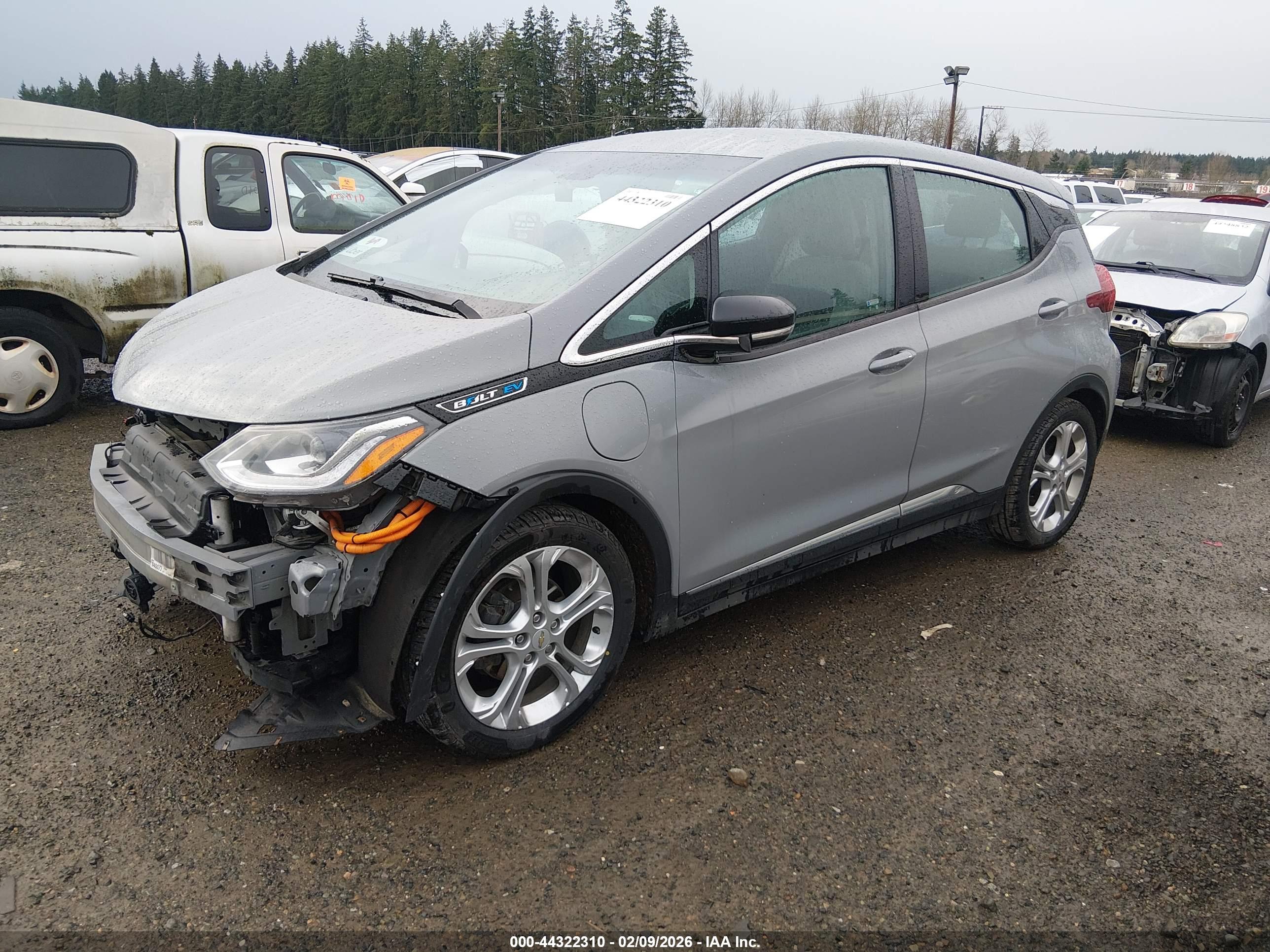 CHEVROLET BOLT image 2