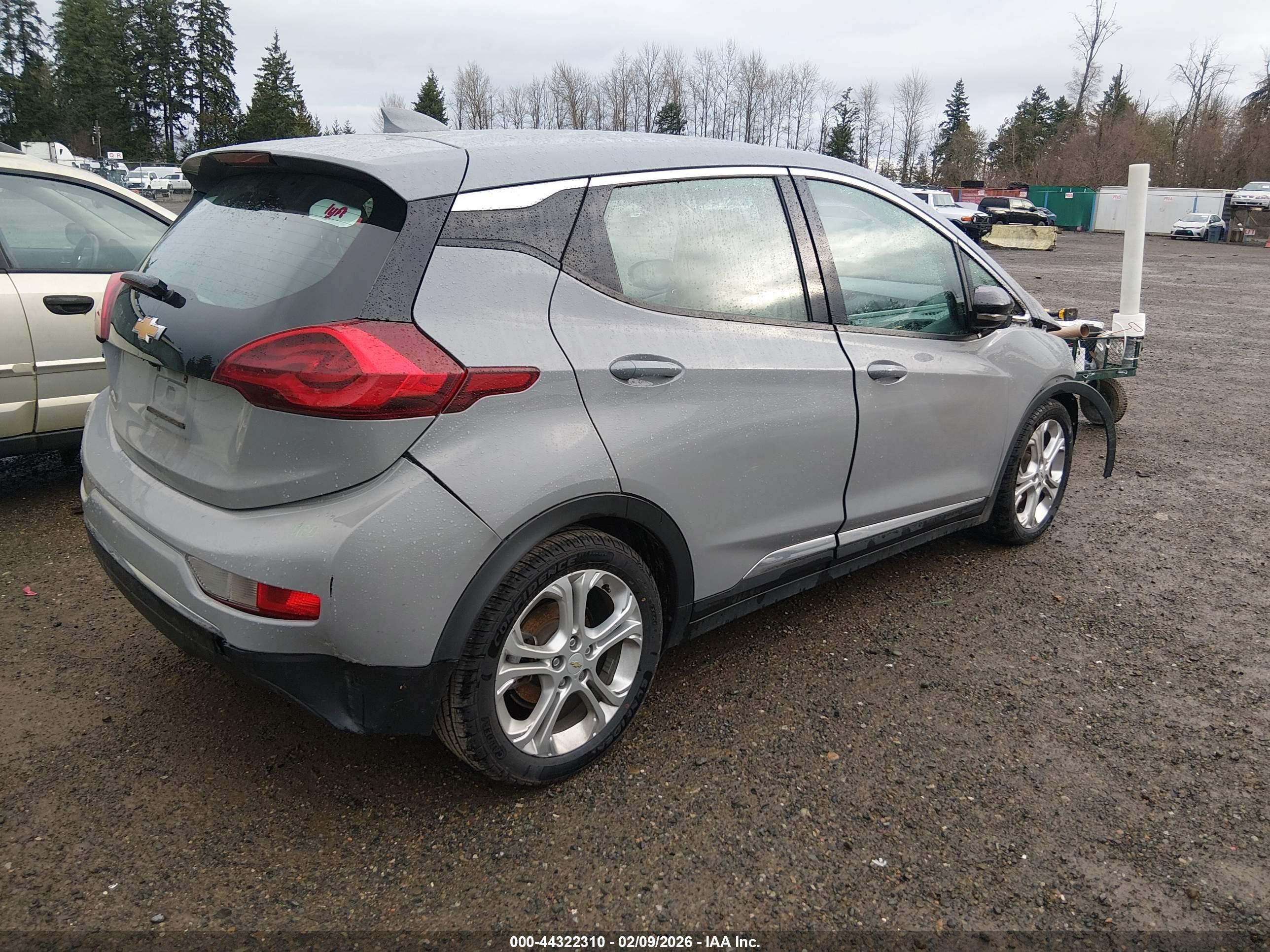 CHEVROLET BOLT image 4