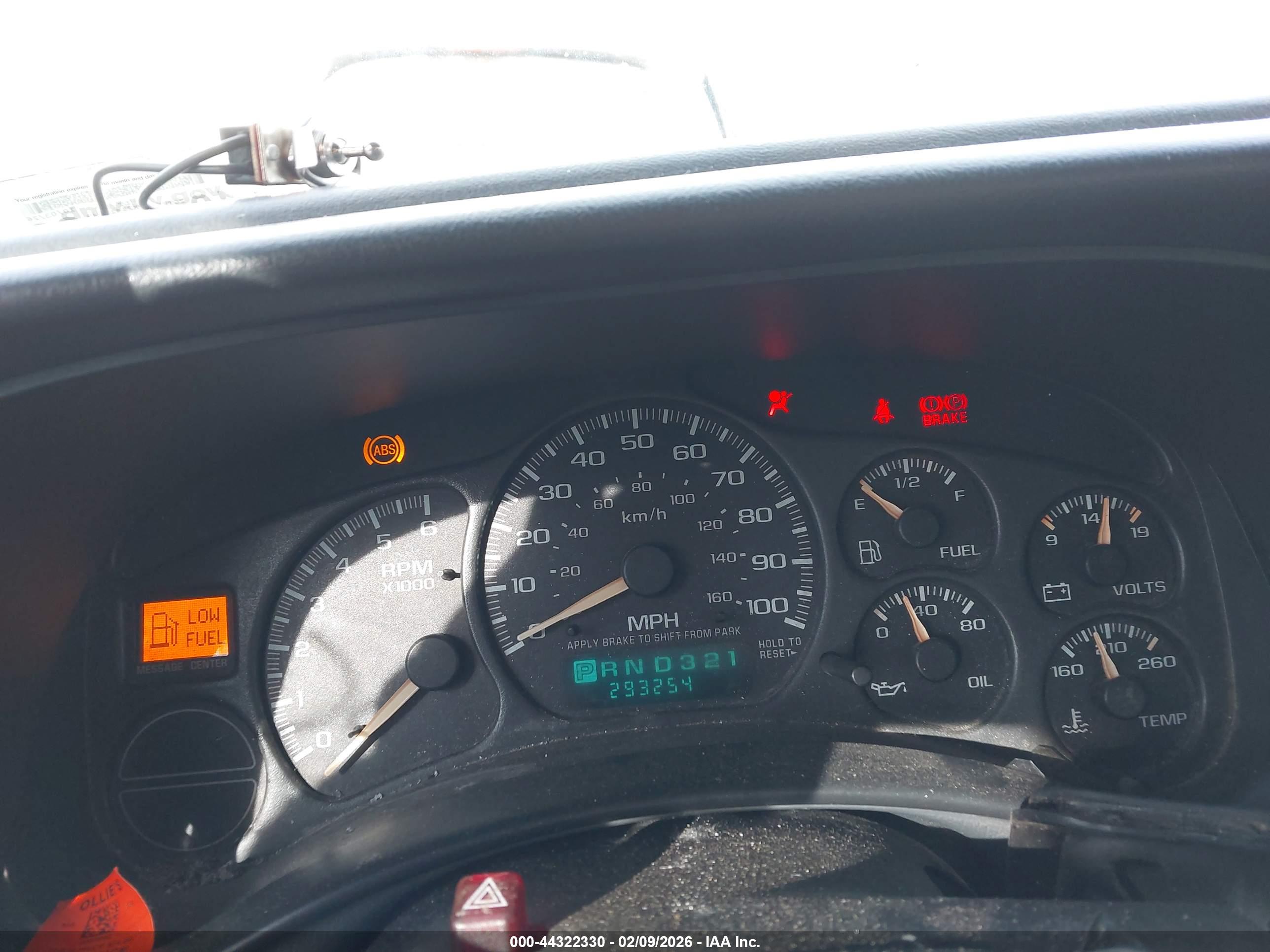 GMC SIERRA image 7