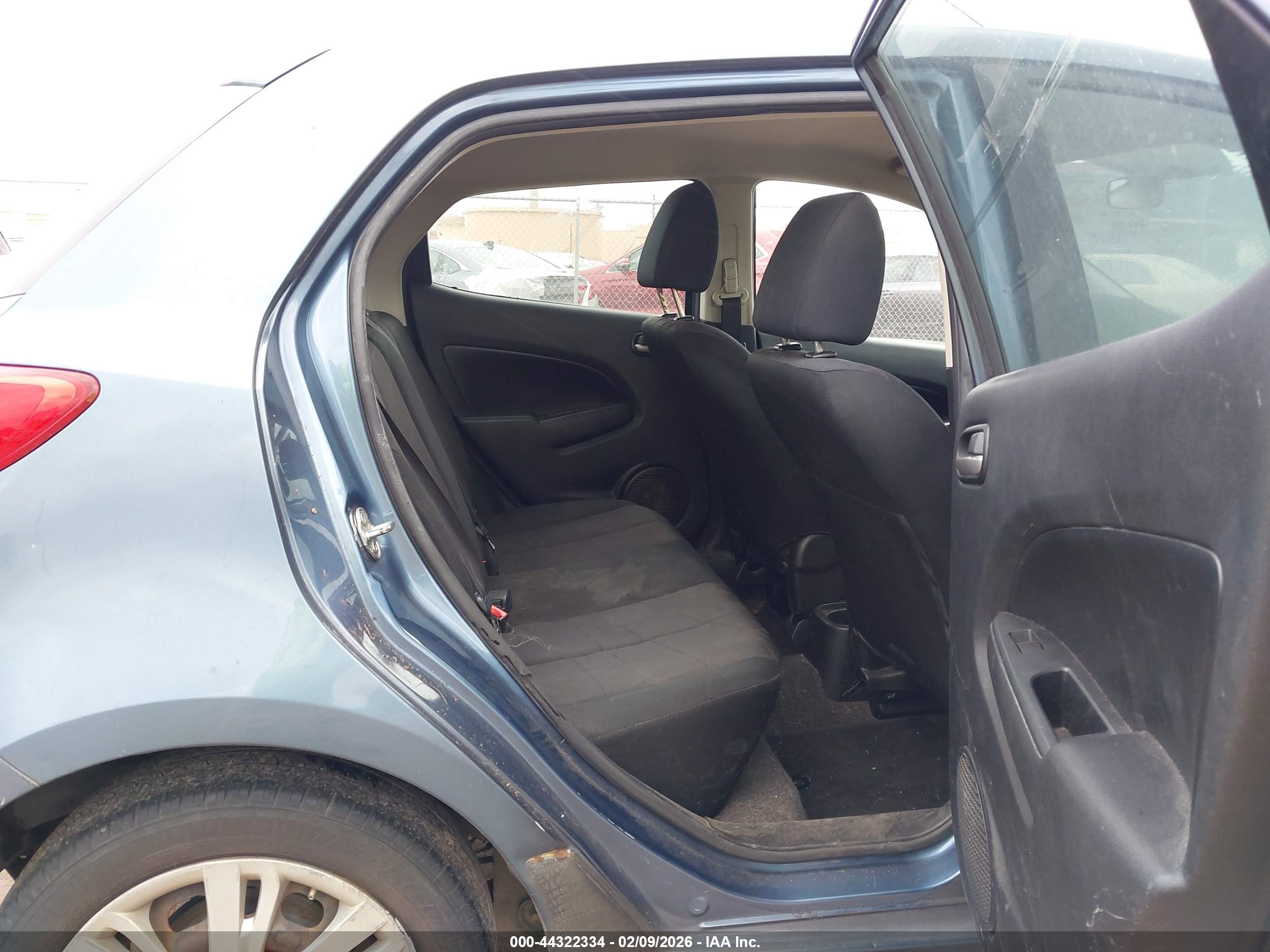 MAZDA MAZDA2 image 8