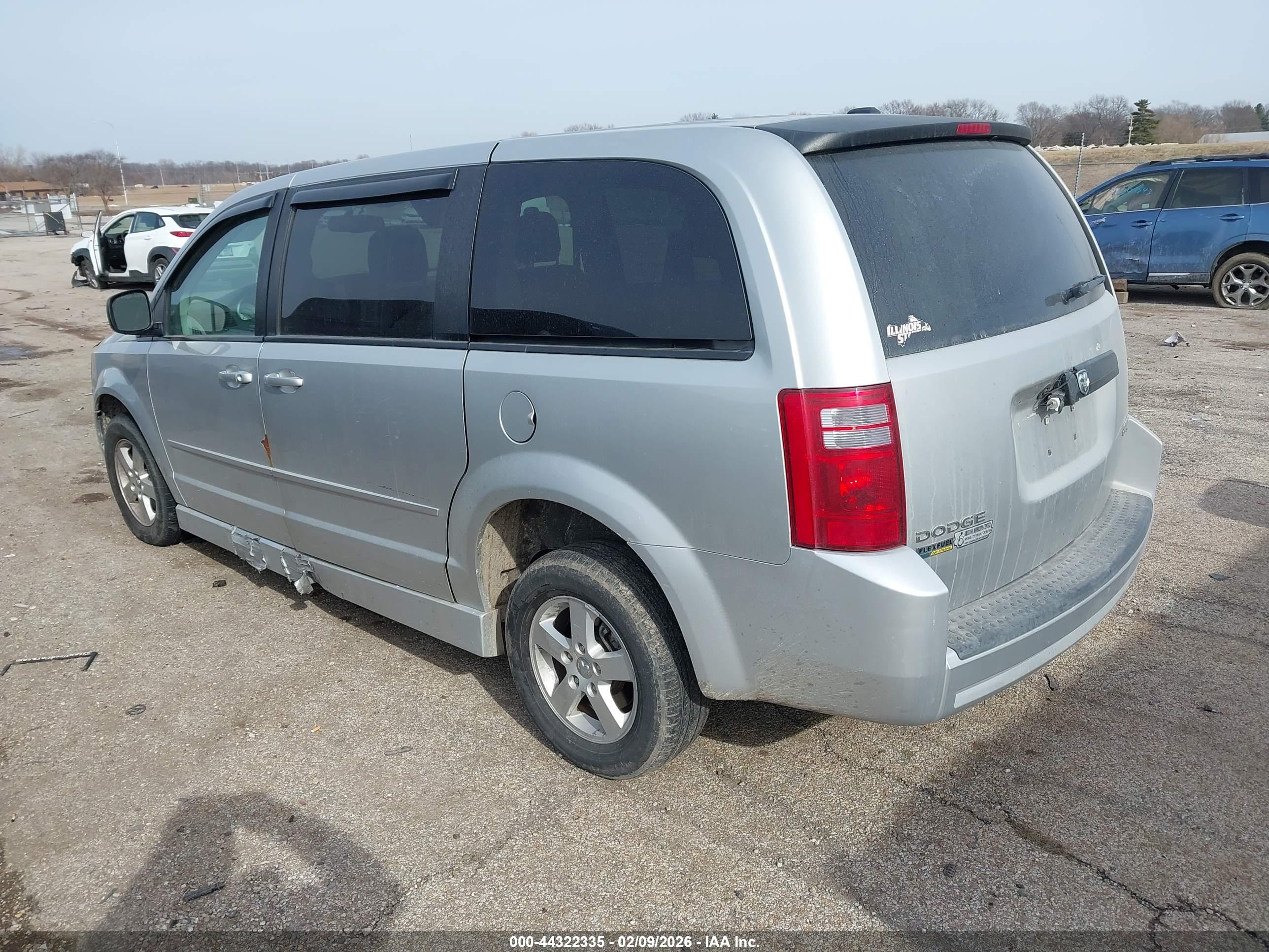DODGE GRAND image 3