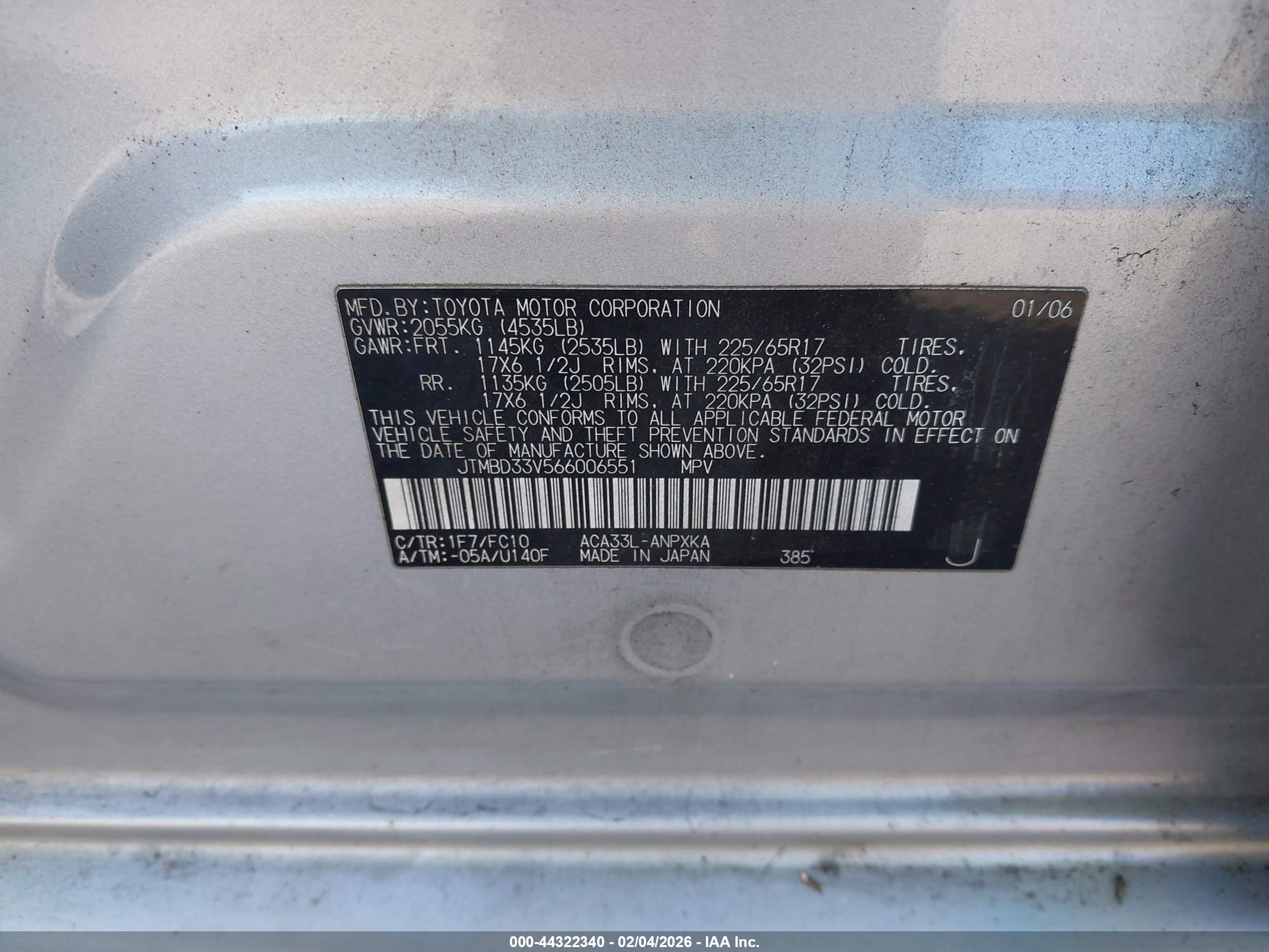 TOYOTA RAV4 image 9