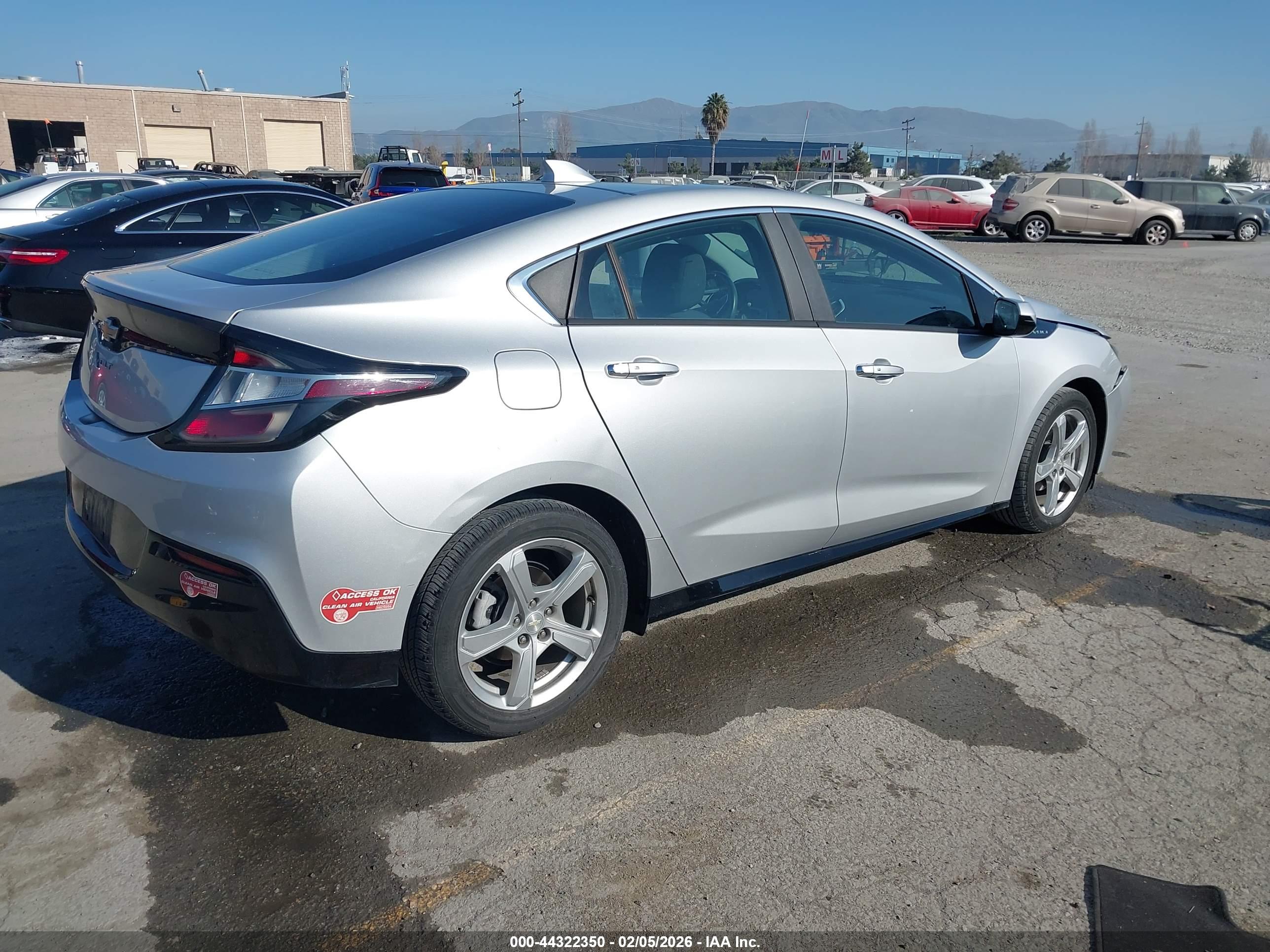CHEVROLET VOLT image 4