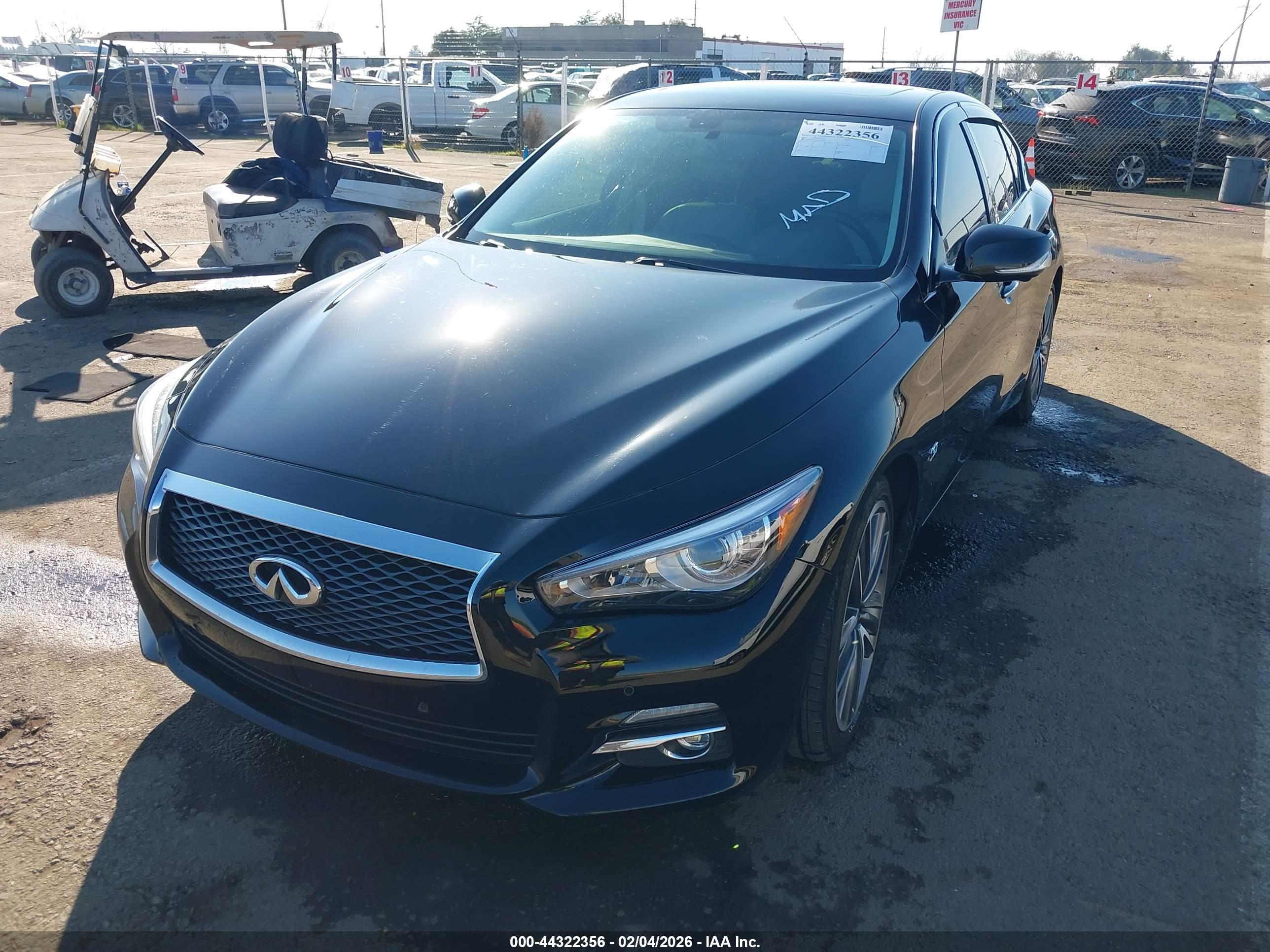 INFINITI Q50 image 2
