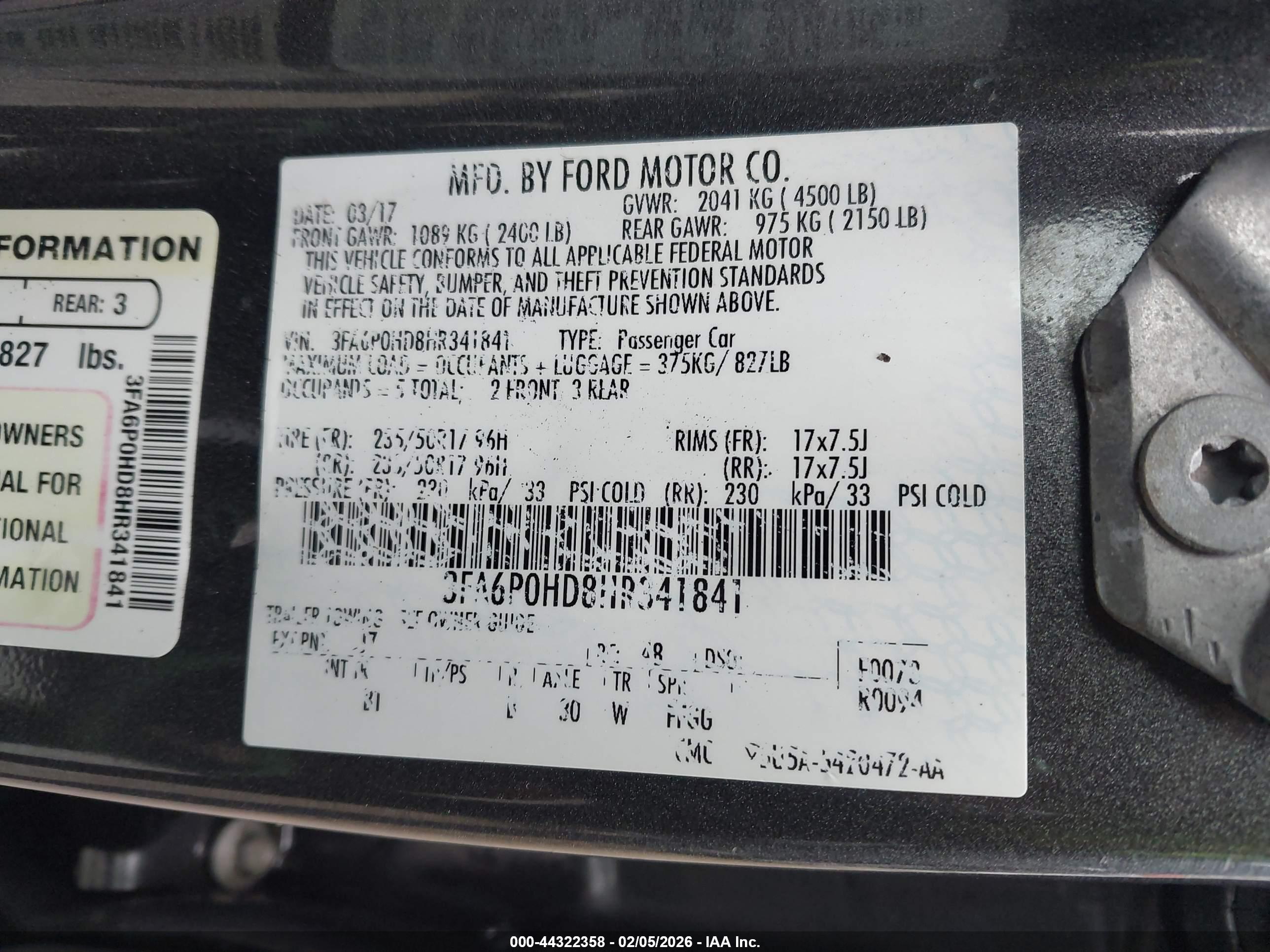 FORD FUSION image 9