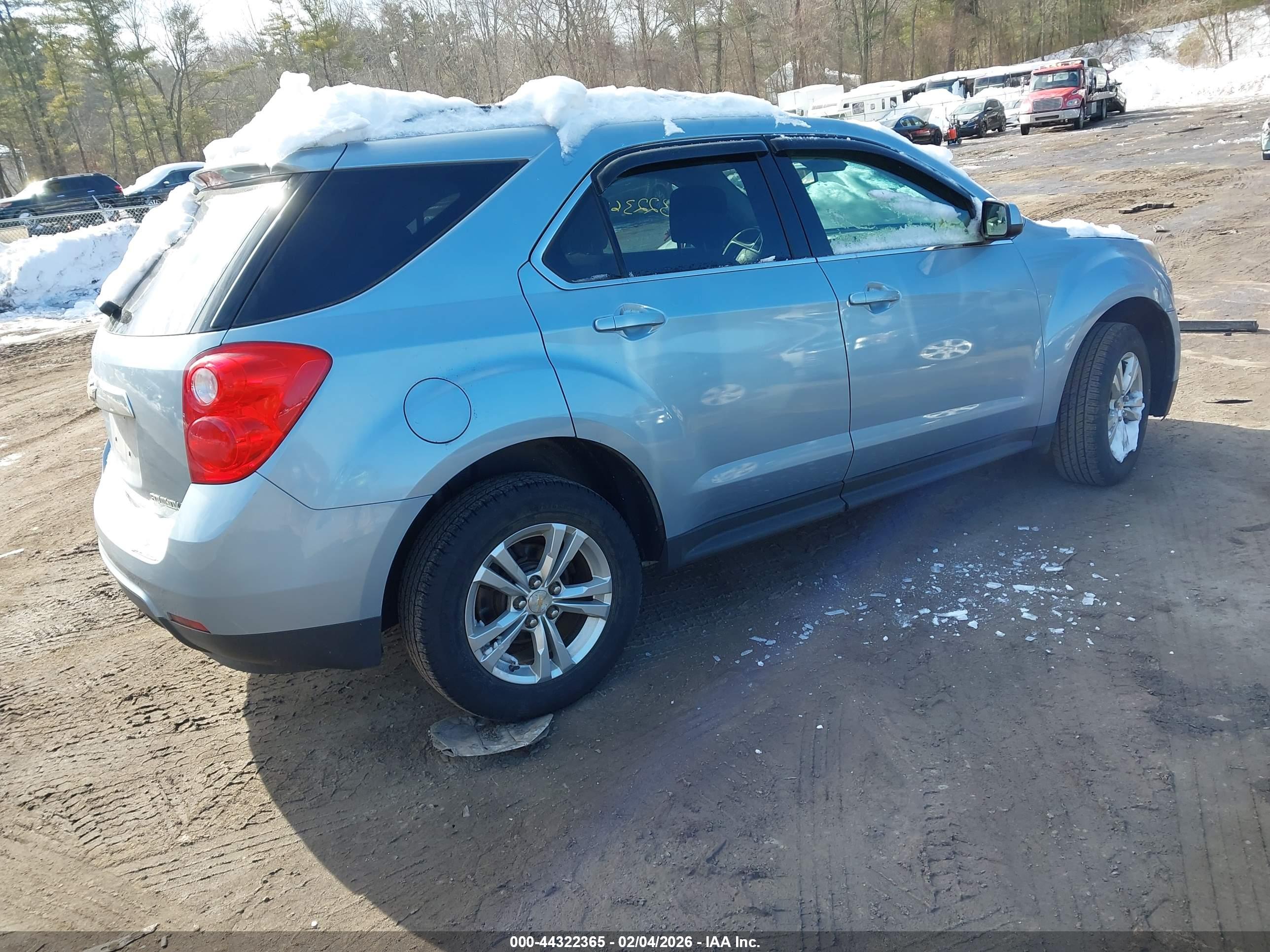 CHEVROLET EQUINOX image 4
