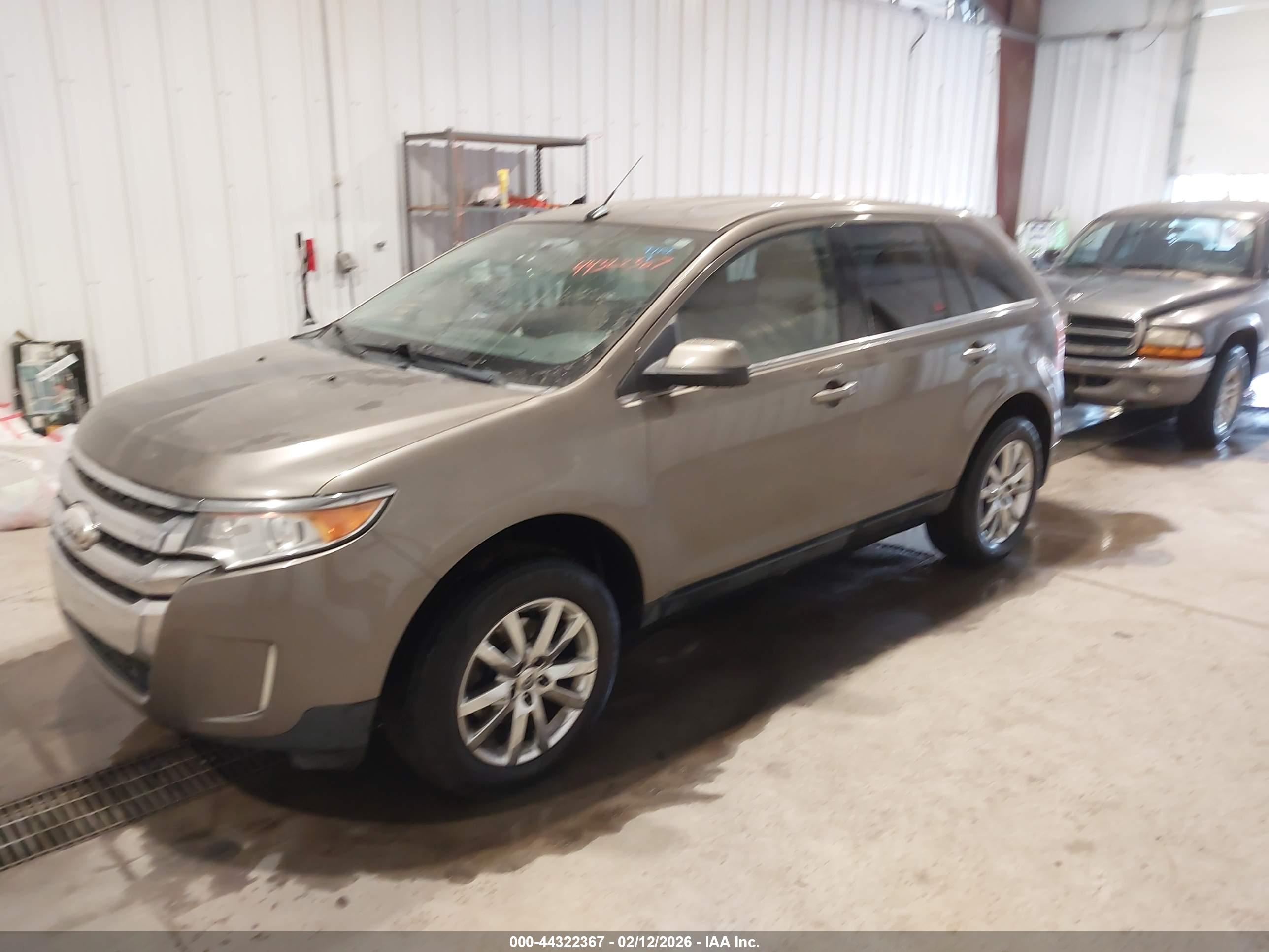 FORD EDGE image 2