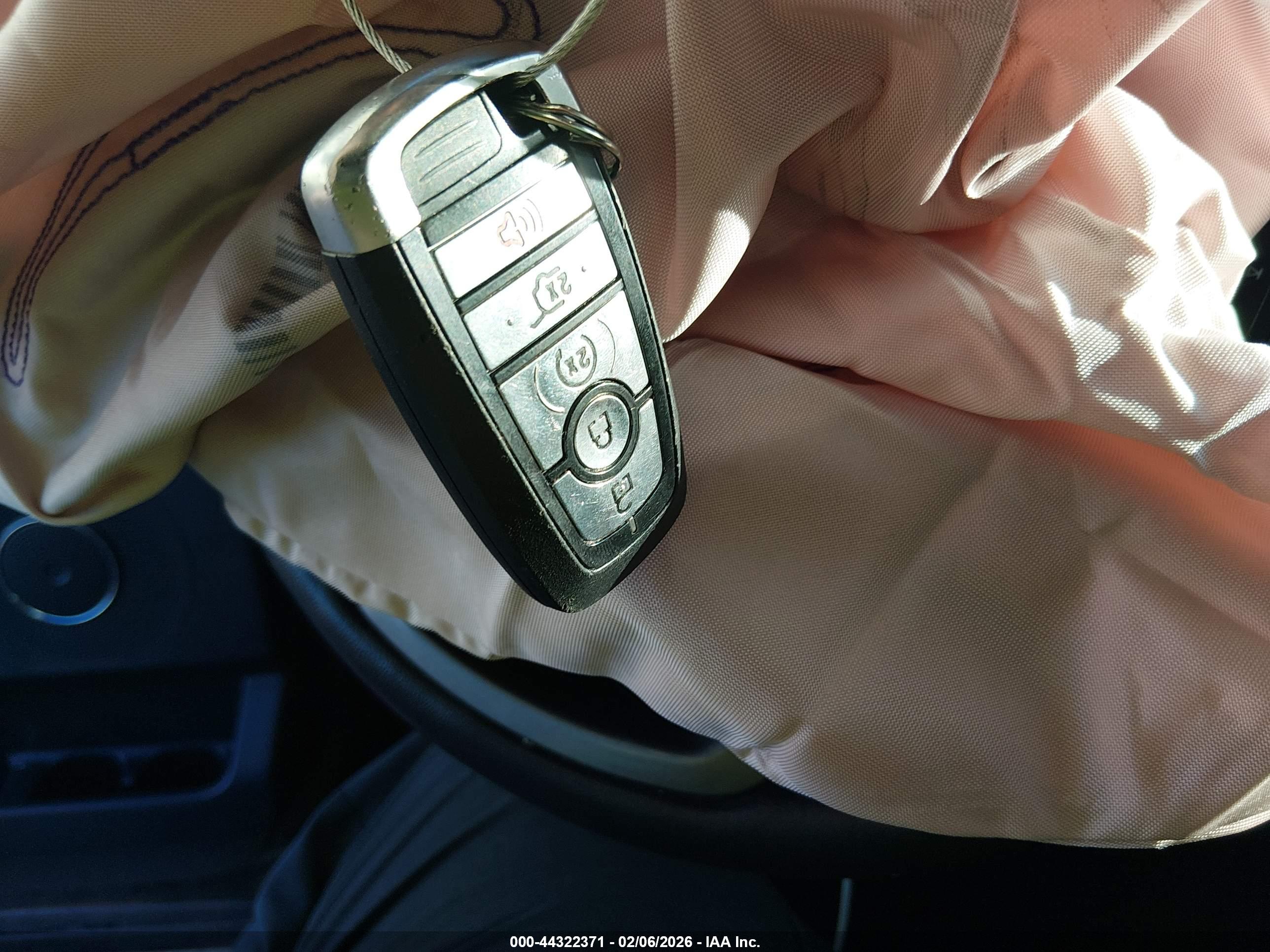 FORD EXPEDITION image 11