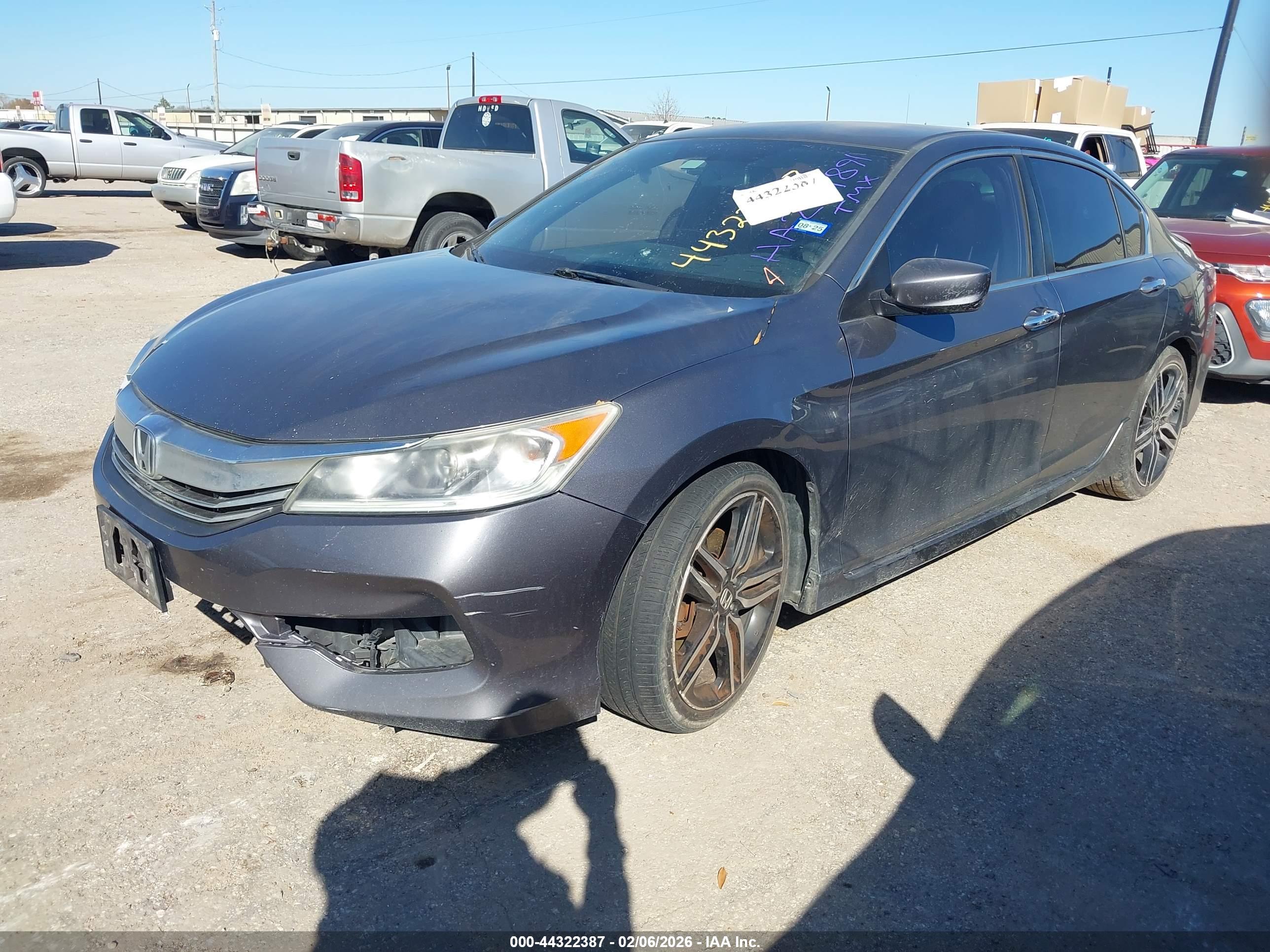 HONDA ACCORD image 2