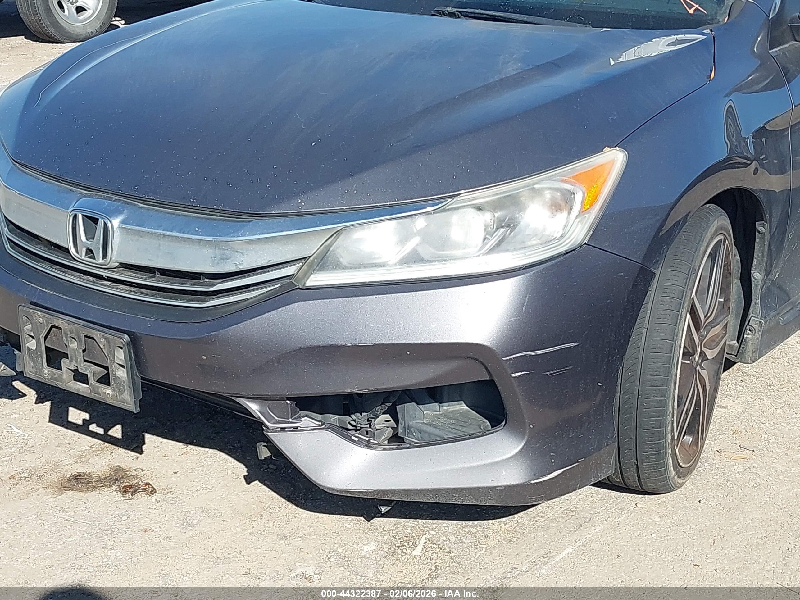 HONDA ACCORD image 6