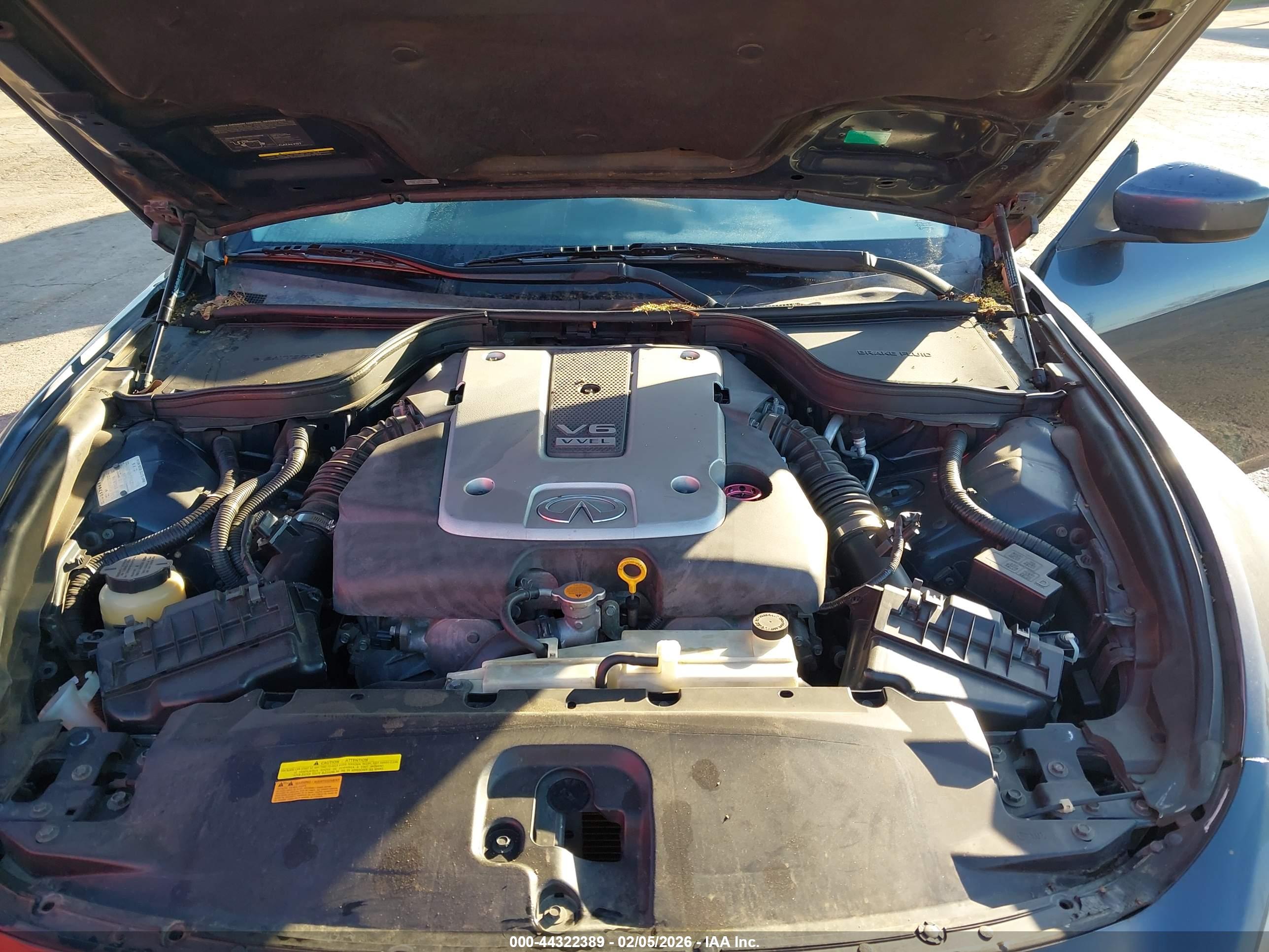 INFINITI G37 image 10