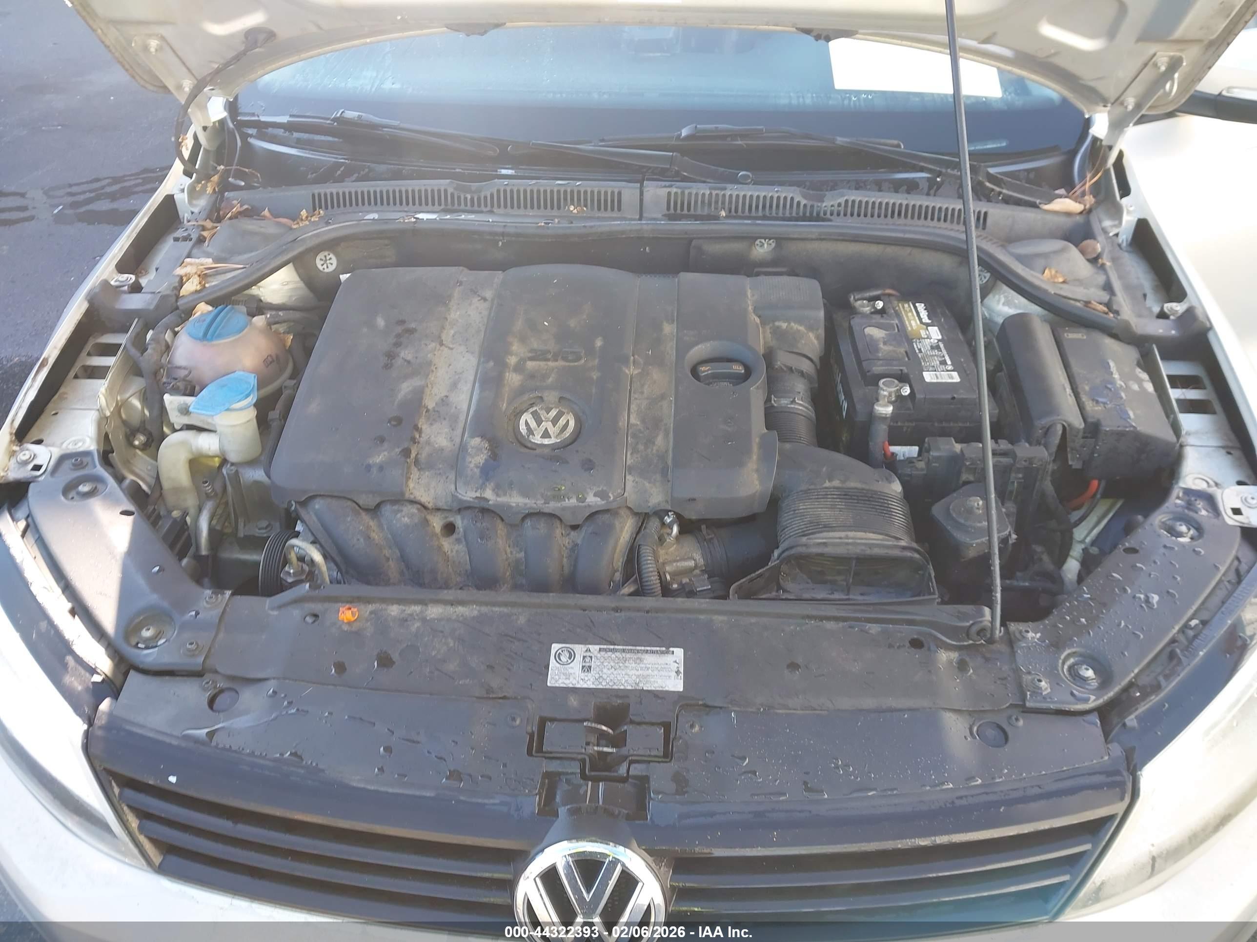 VOLKSWAGEN JETTA image 10
