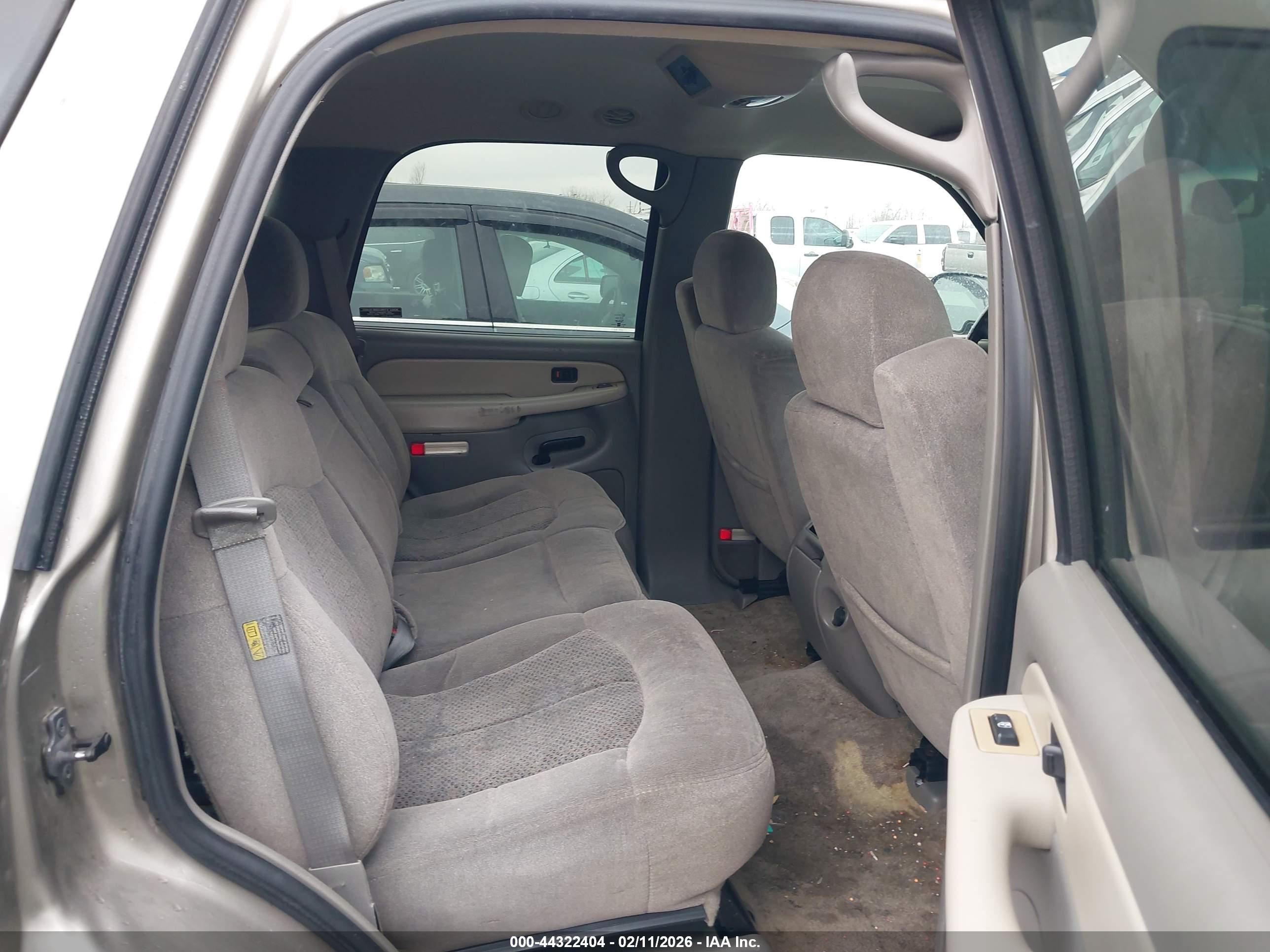 CHEVROLET TAHOE image 8