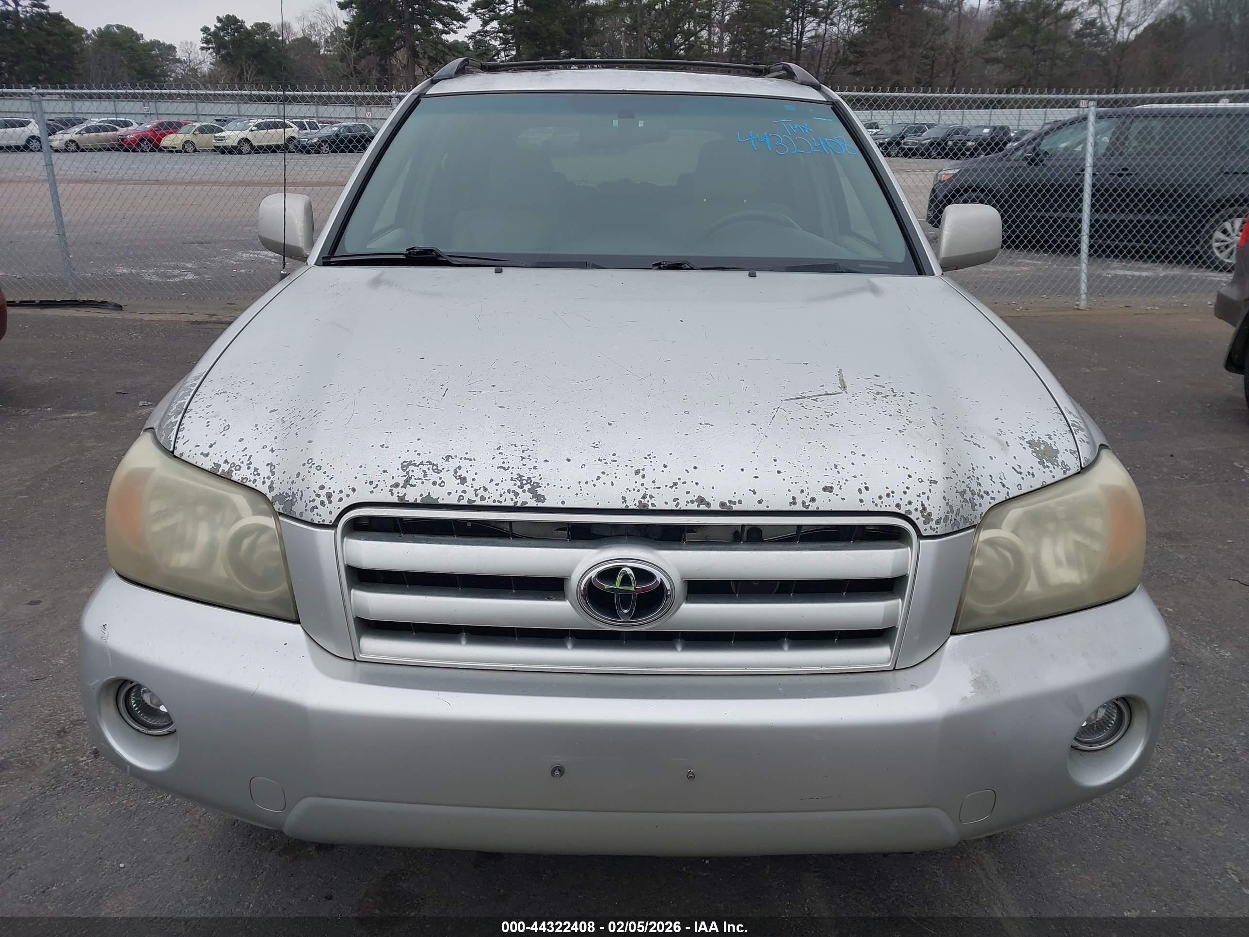 TOYOTA HIGHLANDER image 6