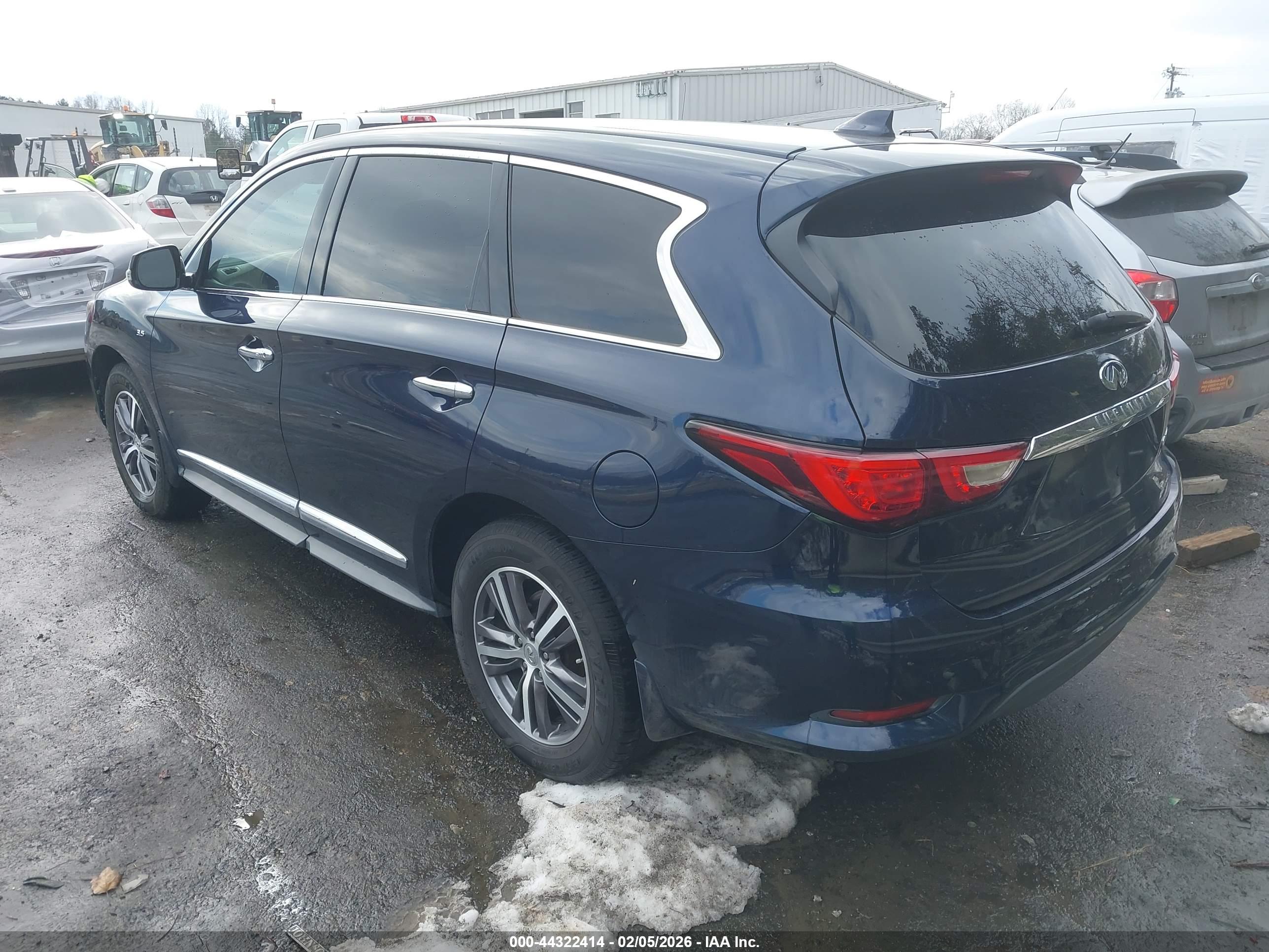 INFINITI QX60 image 3