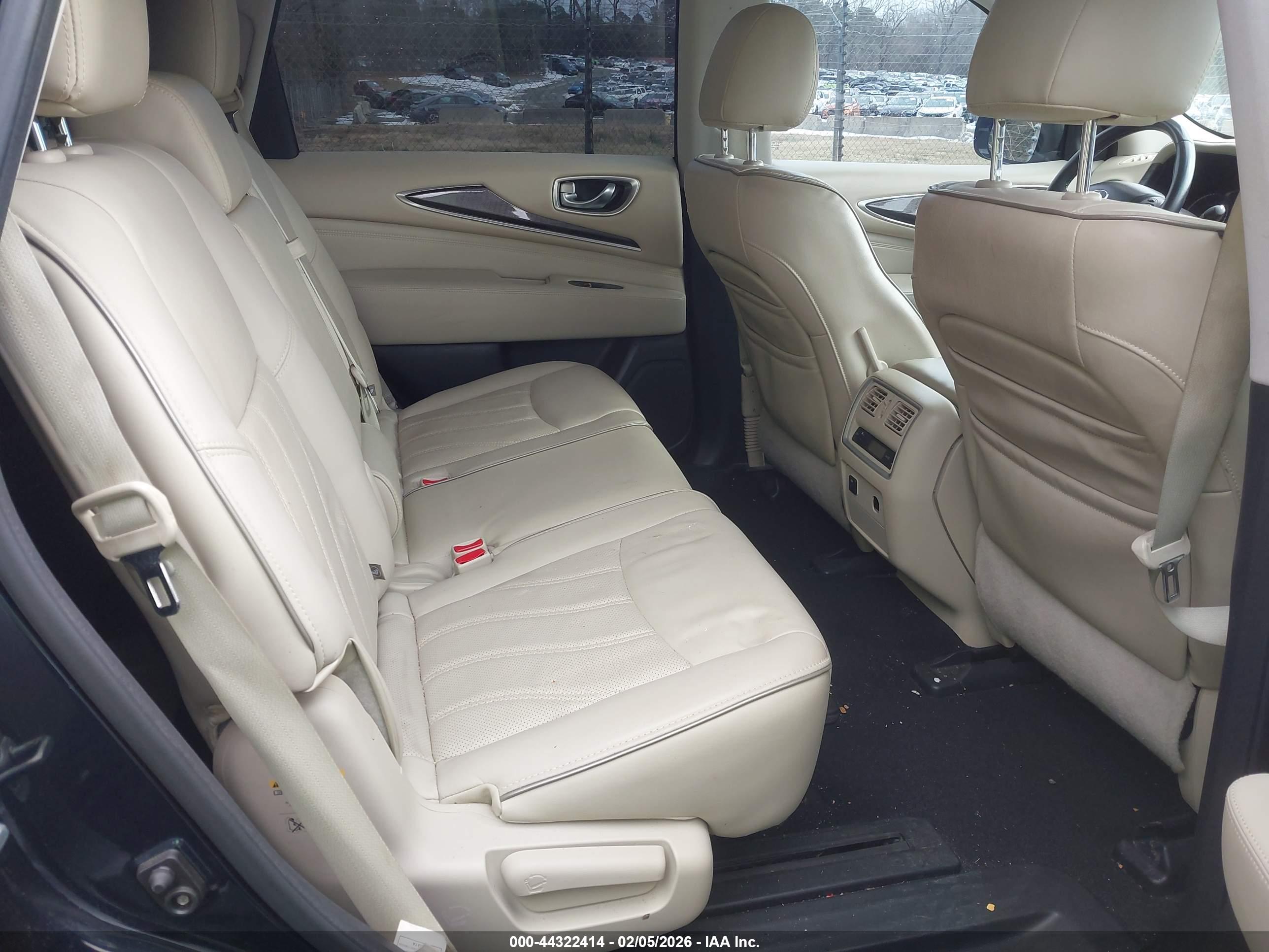 INFINITI QX60 image 8