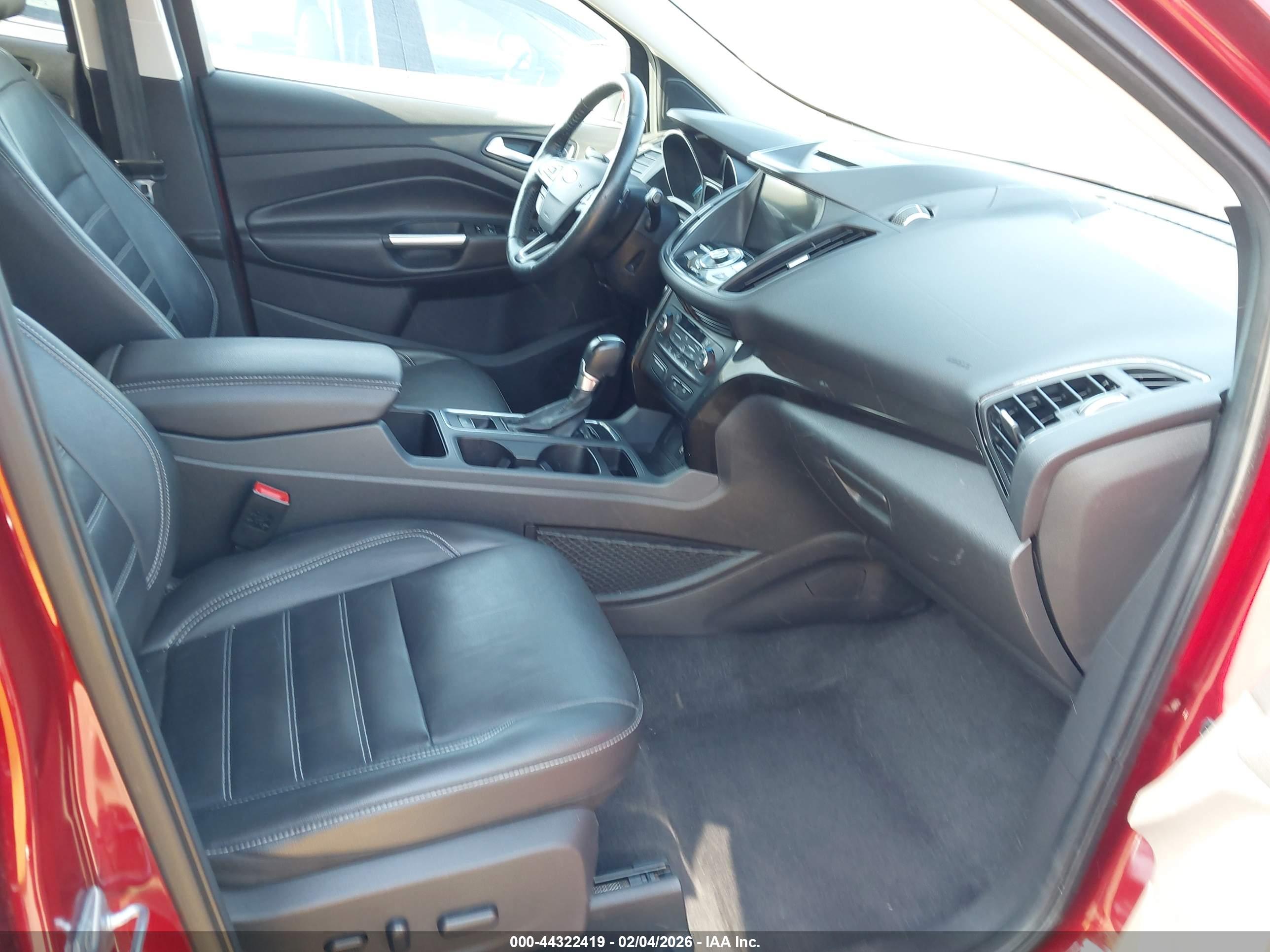 FORD ESCAPE image 5