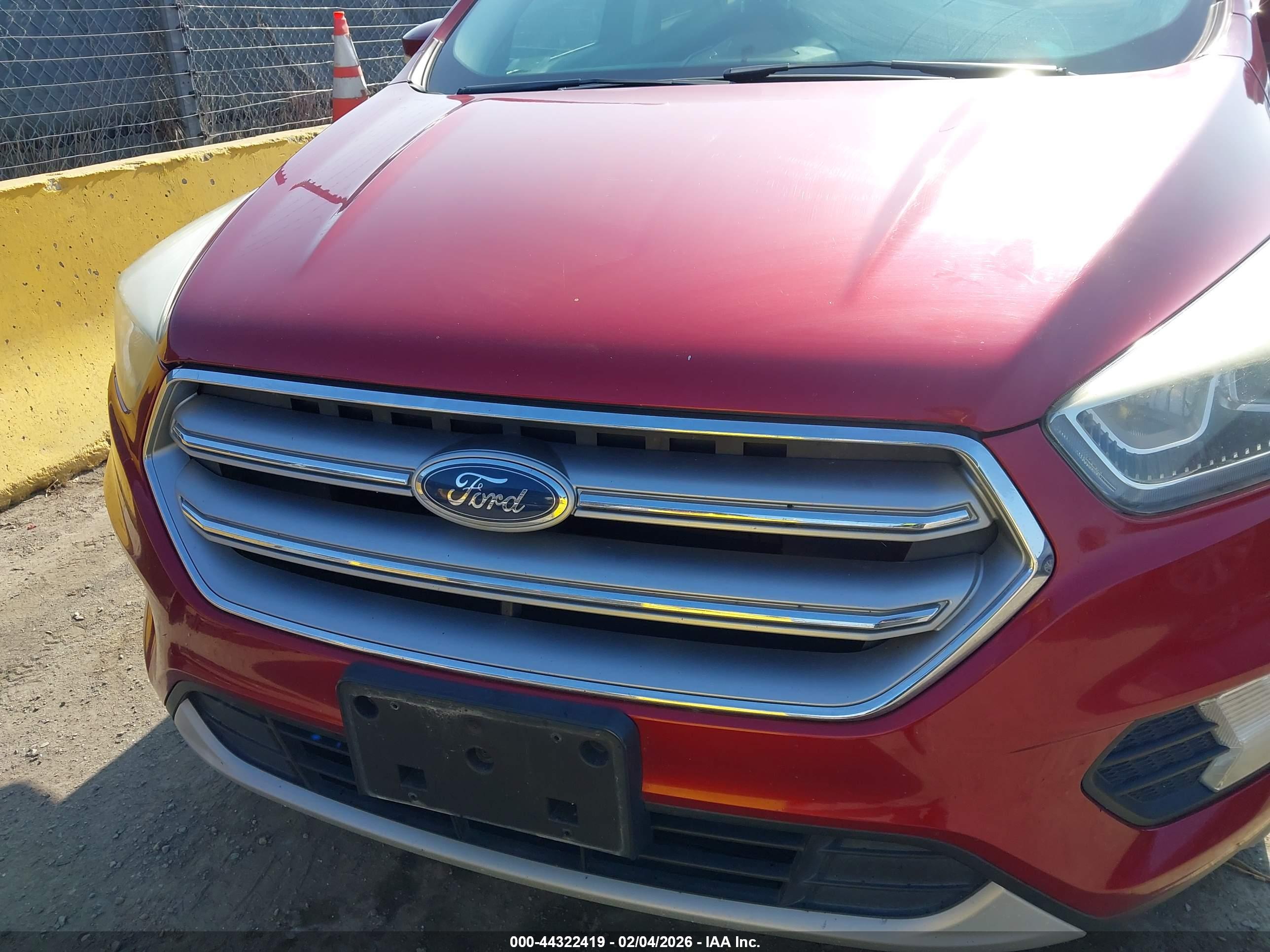 FORD ESCAPE image 6