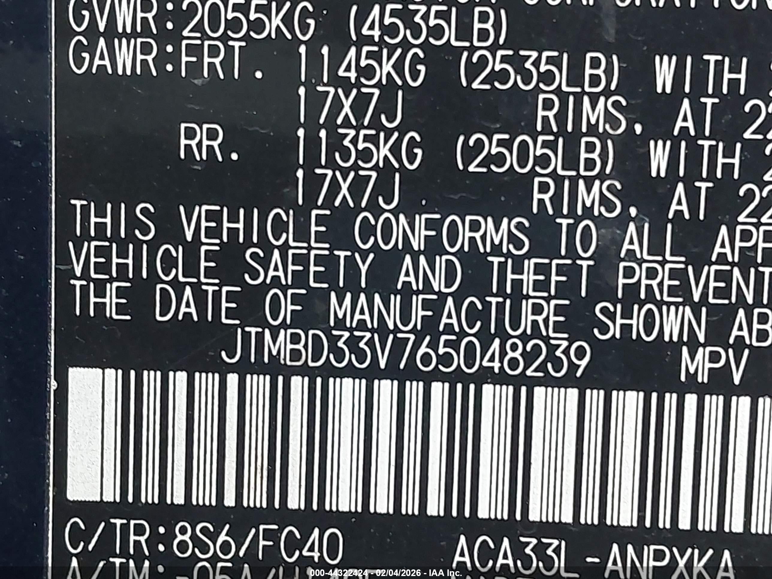 TOYOTA RAV4 image 9