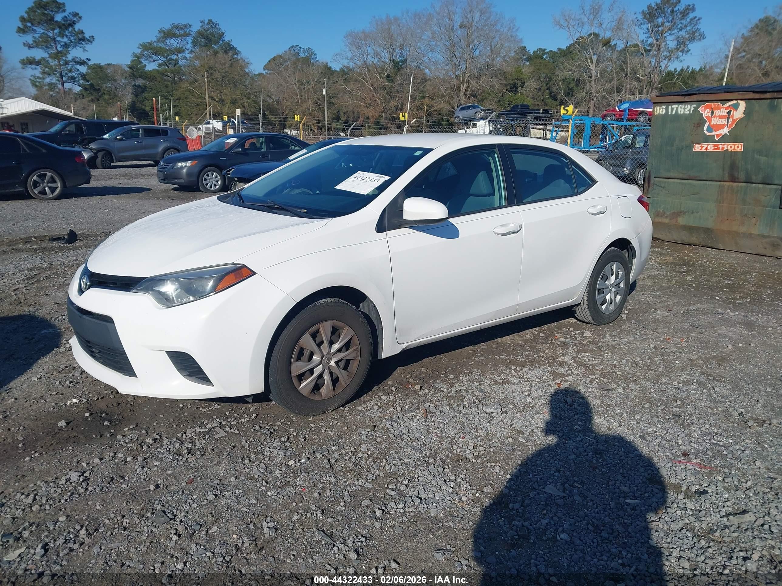 TOYOTA COROLLA image 2