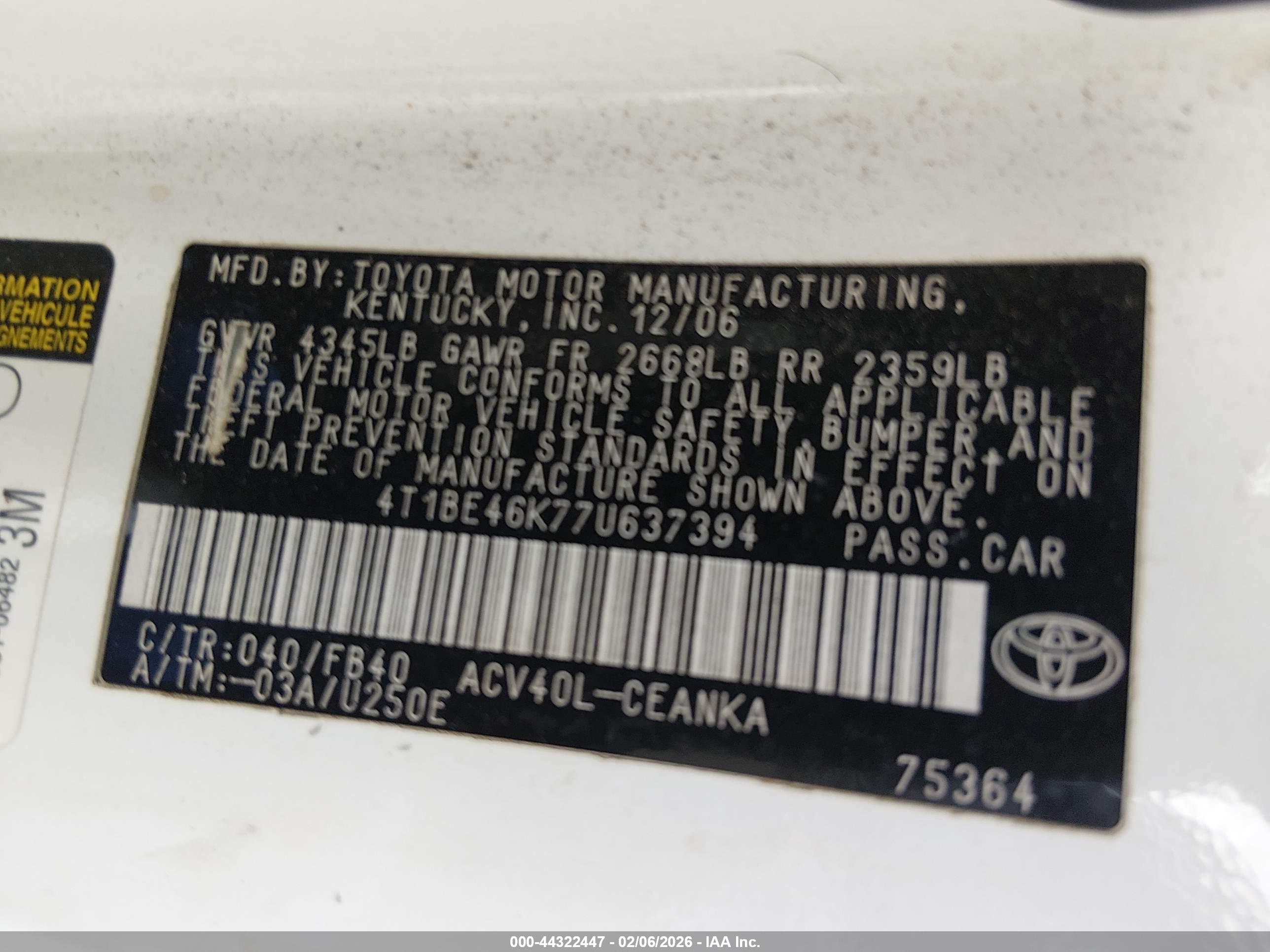 TOYOTA CAMRY image 9