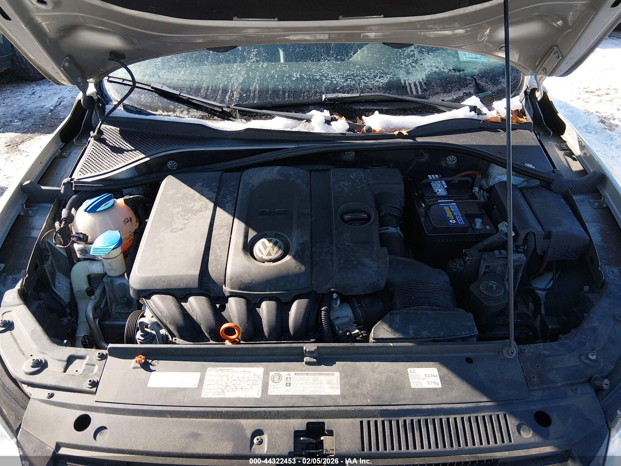 VOLKSWAGEN PASSAT image 10