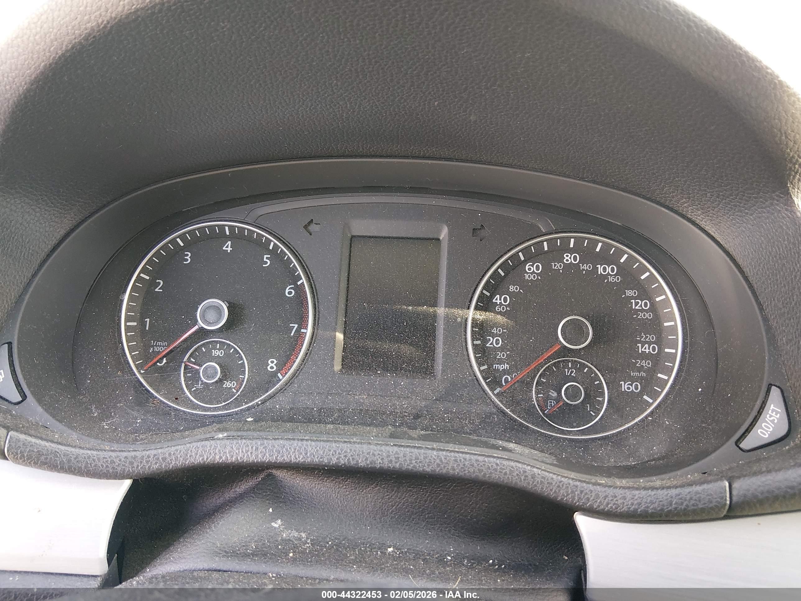 VOLKSWAGEN PASSAT image 7