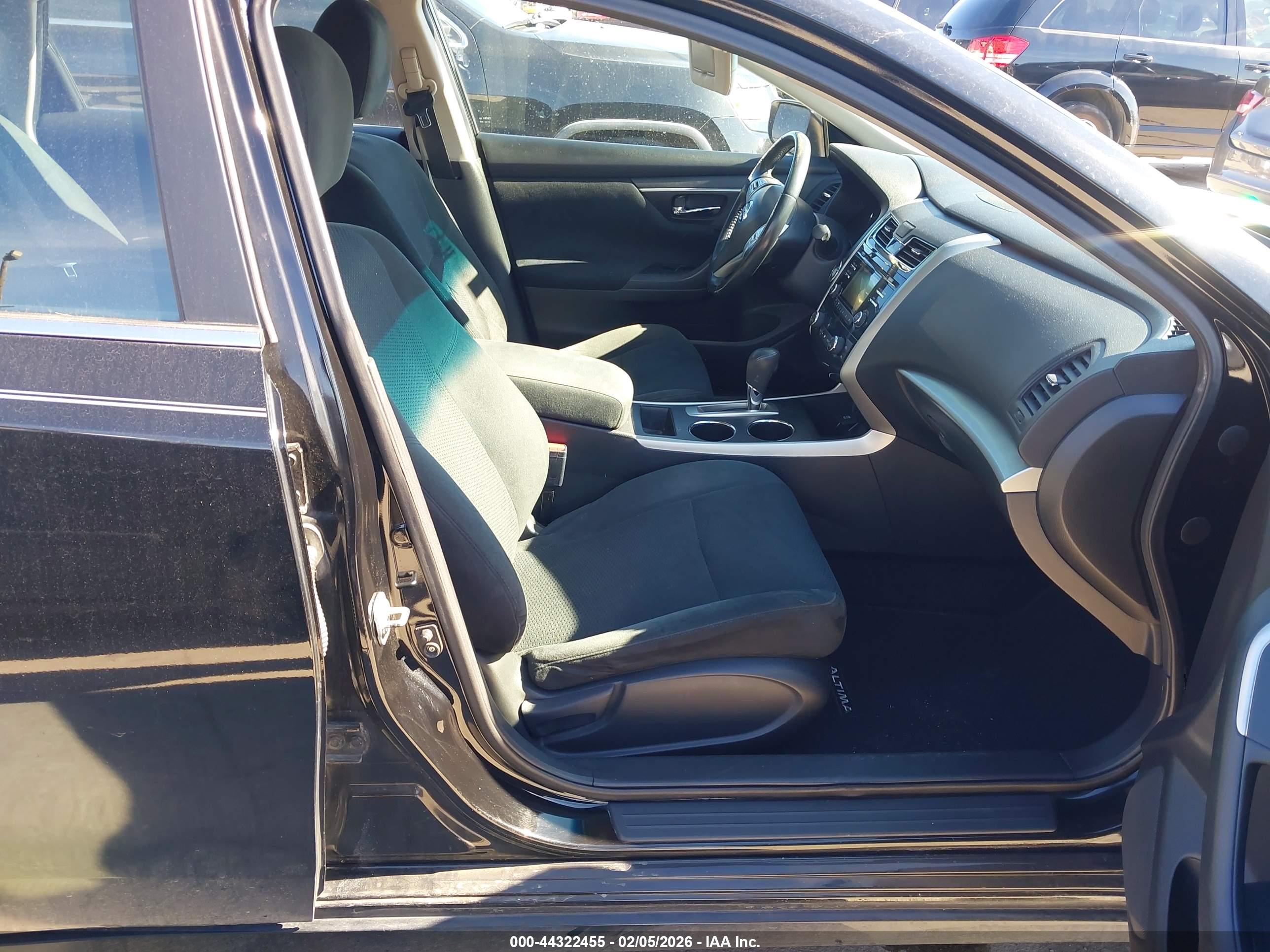 NISSAN ALTIMA image 5